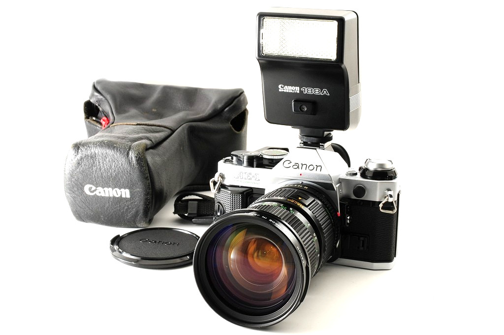[EXC++] Canon AE-1 Program 35mm SLR + FD 35-105mm f/3.5 + Speedlite Flash JP