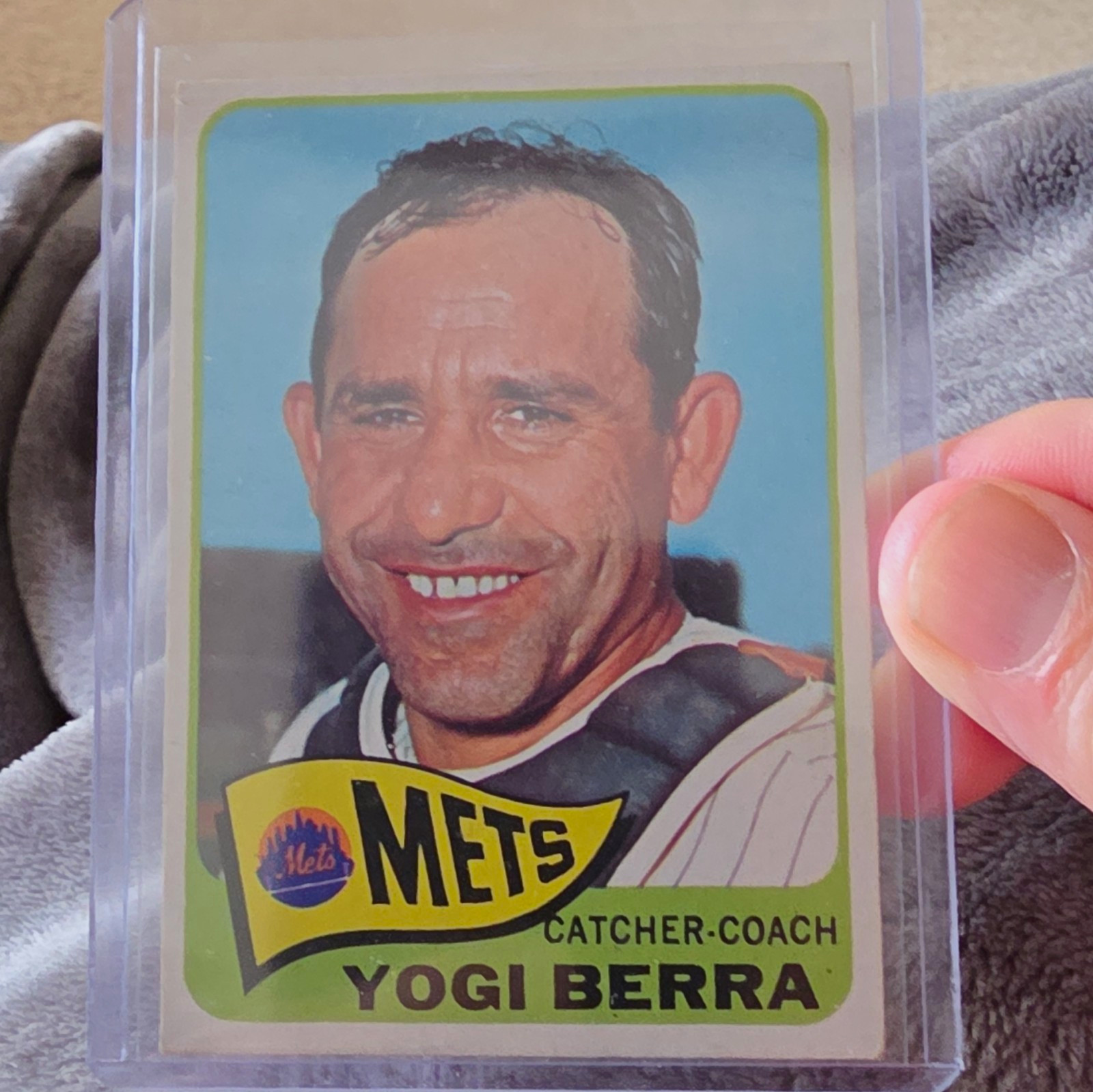 Topps 1965 Base Set Yogi Berra #470 | Sharp Corners Super Clean Front Topps 1965 Base Set Yogi Berra #470 | Sharp Corners Super Clean Front