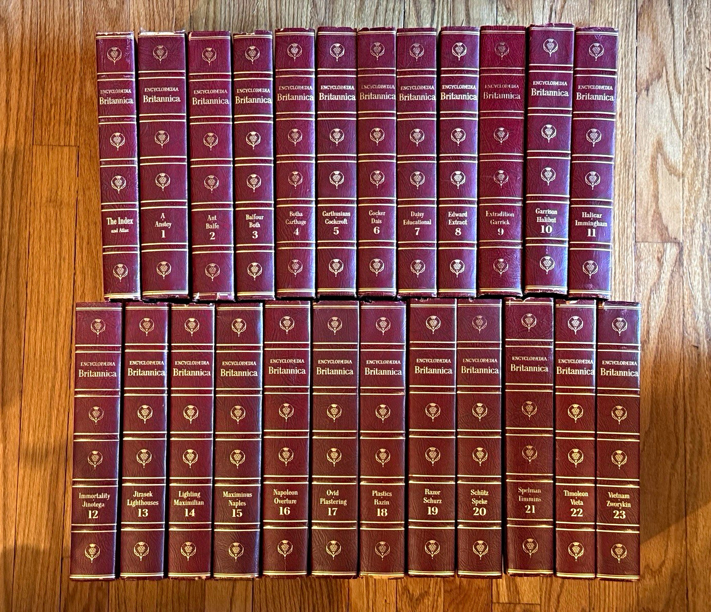 Encyclopaedia Britannica 1972 23-Vol Hardcover Set w/ Index & Atlas Encyclopaedia Britannica 1972 23-Vol Hardcover Set w/ Index & Atlas