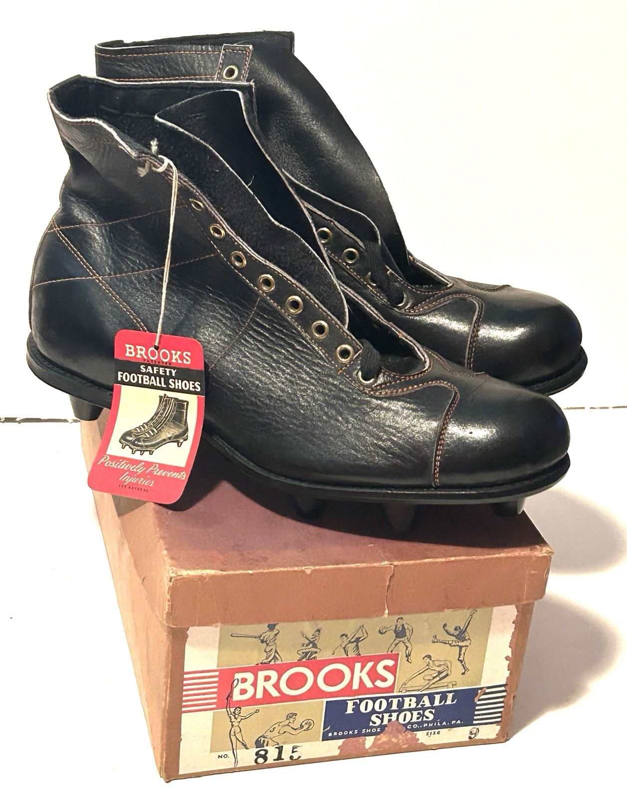 1950’s-60’s Vintage Brook’s Football Cleats Sneakers ~ NOS ~ New w/ Tags & Box 1950’s-60’s Vintage Brook’s Football Cleats Sneakers ~ NOS ~ New w/ Tags & Box