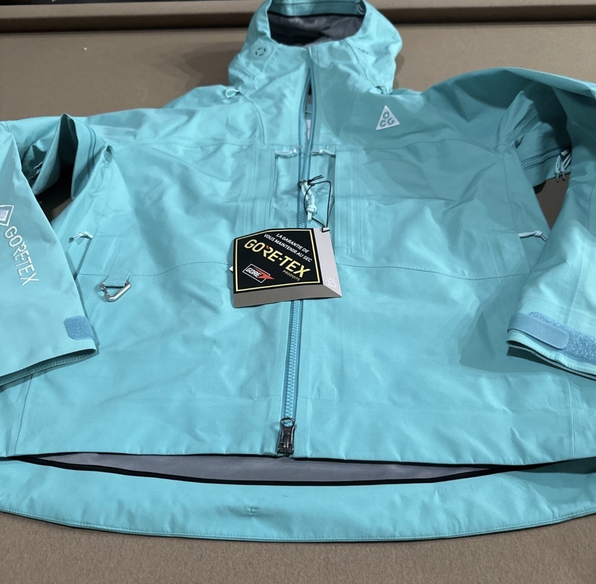 Mens Nike ACG Storm-FIT ADV Gore-Tex Misery Ridge jacket DQ5771 Green size XS
