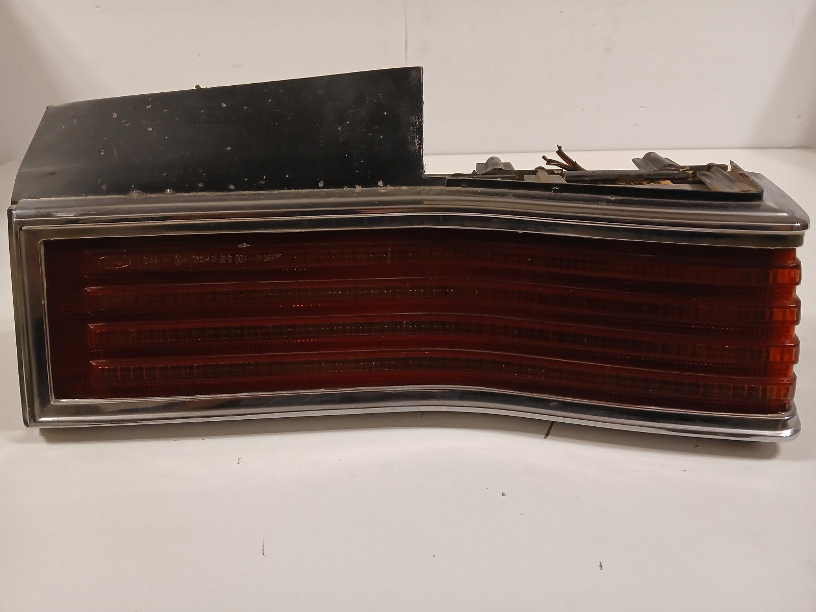 1975-1978 Mercury Grand Marquis Rear RH Passenger Side Tail Light Assembly OEM