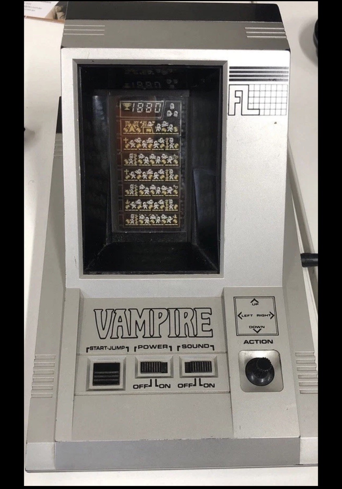 Vintage BANDAI ELECTRONICS ARCADE Vampire Game - Working Vintage BANDAI ELECTRONICS ARCADE Vampire Game - Working