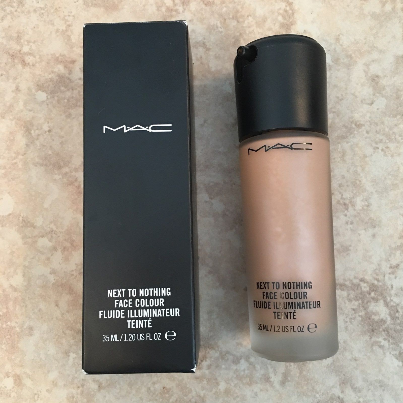 MAC Next To Nothing Face Colour MAC Next To Nothing Face Colour