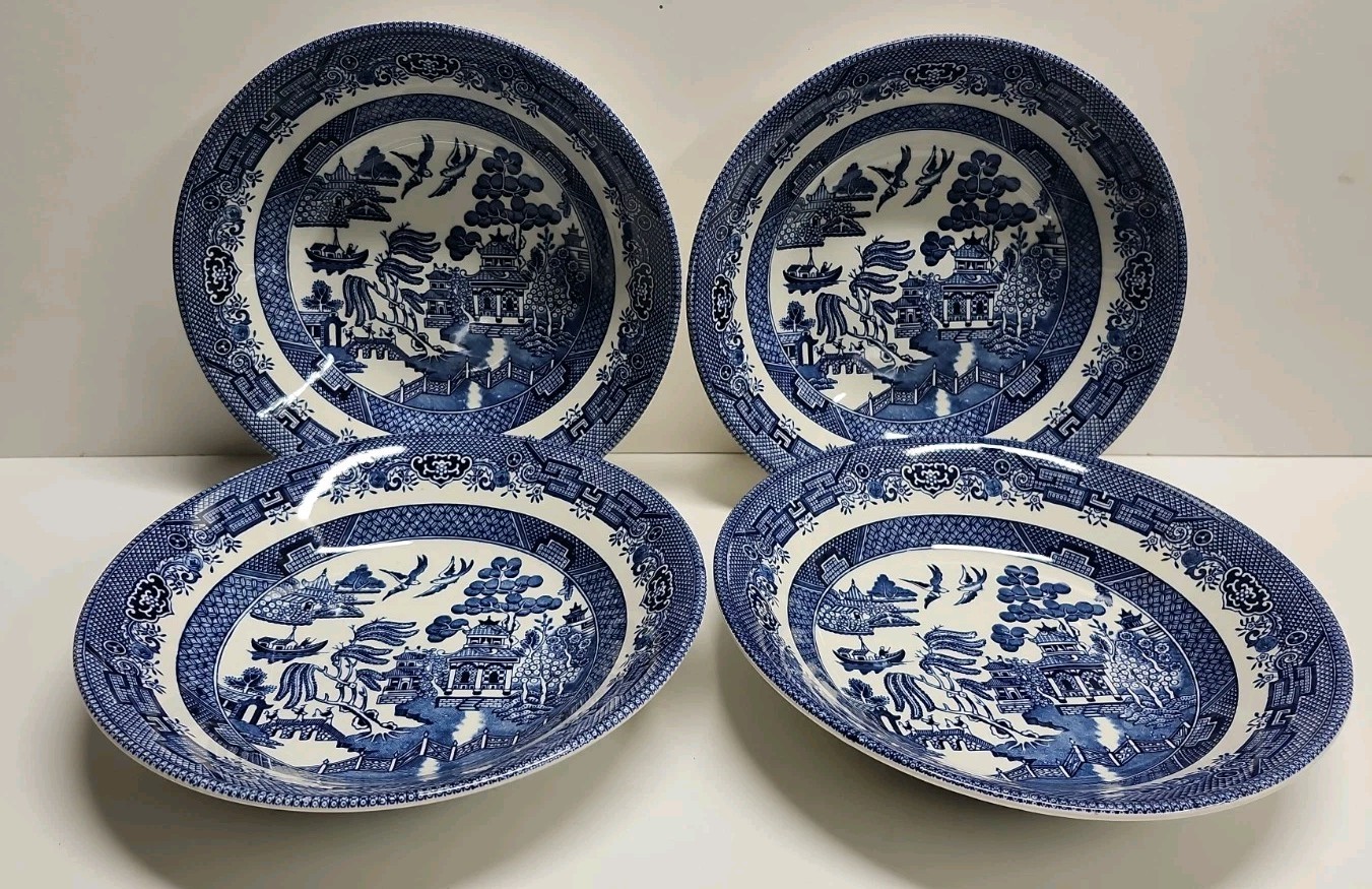 Vintage Churchill England Blue Willow Rimmed Soup Plate / Pasta Bowl Set Of 4