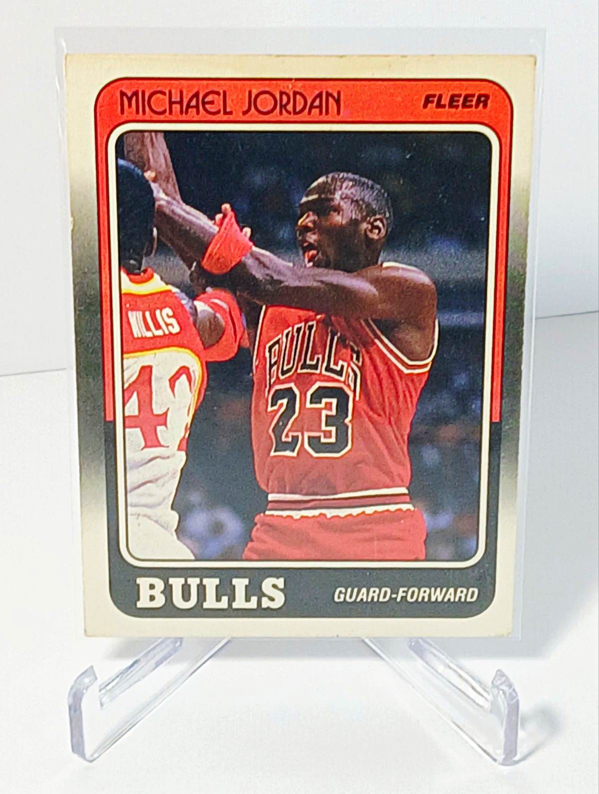 MICHAEL JORDAN 1988 FLEER #17 NBA LEGEND GREAT GRADE CARD🔥 