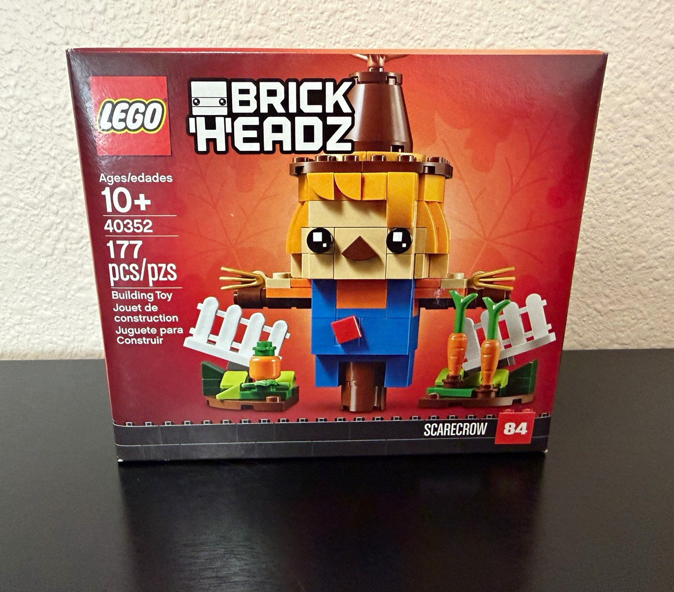 LEGO BrickHeadz Scarecrow 40352 Complete Set 177 pcs Age 10+ LEGO BrickHeadz Scarecrow 40352 Complete Set 177 pcs Age 10+