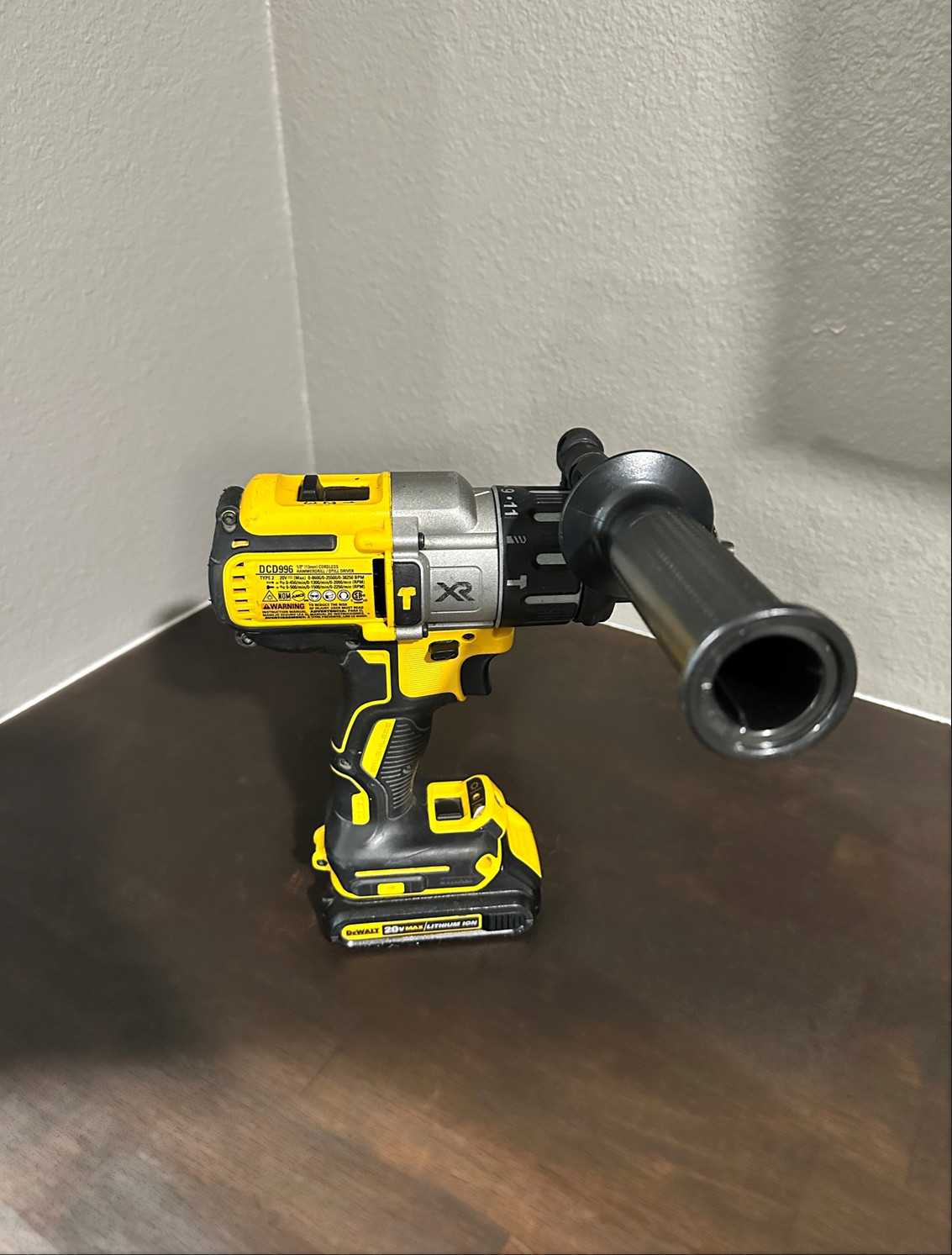 DEWALT DCD996 20V MAX XR Brushless Hammer Drill with Battery