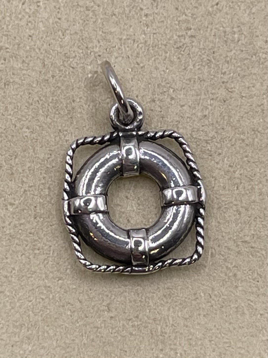 RETIRED James Avery 3D Life Preserver Buoy Lifesaver Charm Uncut Loop AVERY BOX RETIRED James Avery 3D Life Preserver Buoy Lifesaver Charm Uncut Loop AVERY BOX