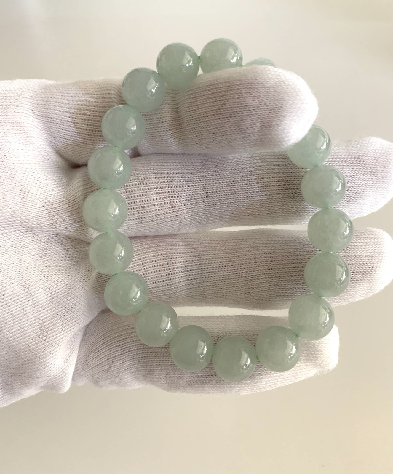 Natural Burmese Grade A Jade Burma bracelet 10.0mm icy green Beads