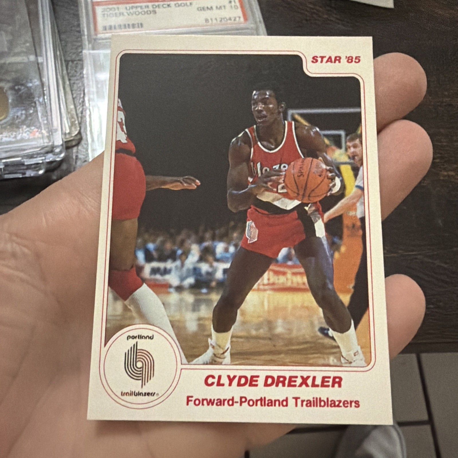1984-85 Star Set-Break #165 Clyde Drexler NM-MT OR BETTER * 1984-85 Star Set-Break #165 Clyde Drexler NM-MT OR BETTER *