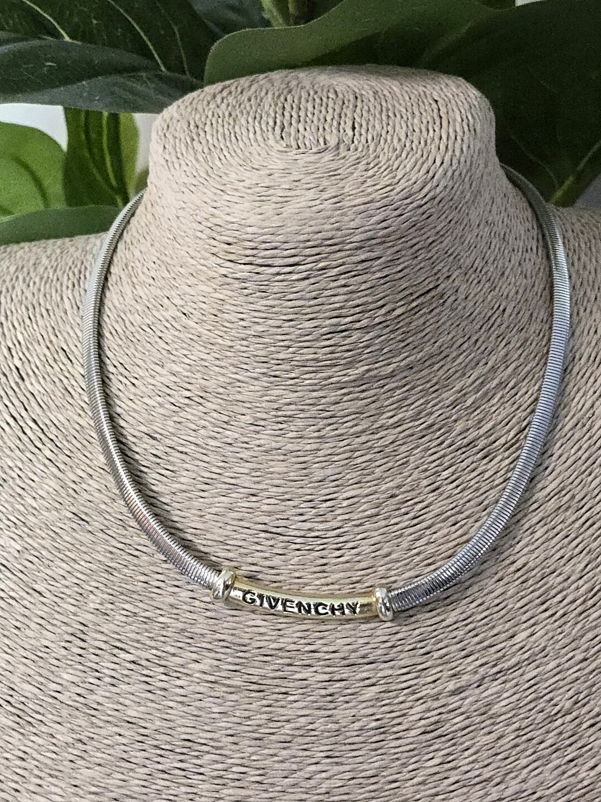 GIVENCHY Nameplate Gaspipe Choker Necklace Vintage HTF 