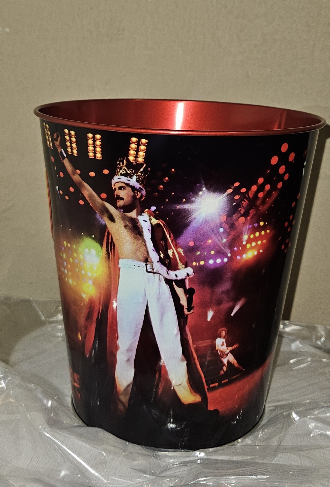 Queen Budapest Freddie Mercury Movie Theater Popcorn Bucket Cinepolis Mexico NEW Queen Budapest Freddie Mercury Movie Theater Popcorn Bucket Cinepolis Mexico NEW