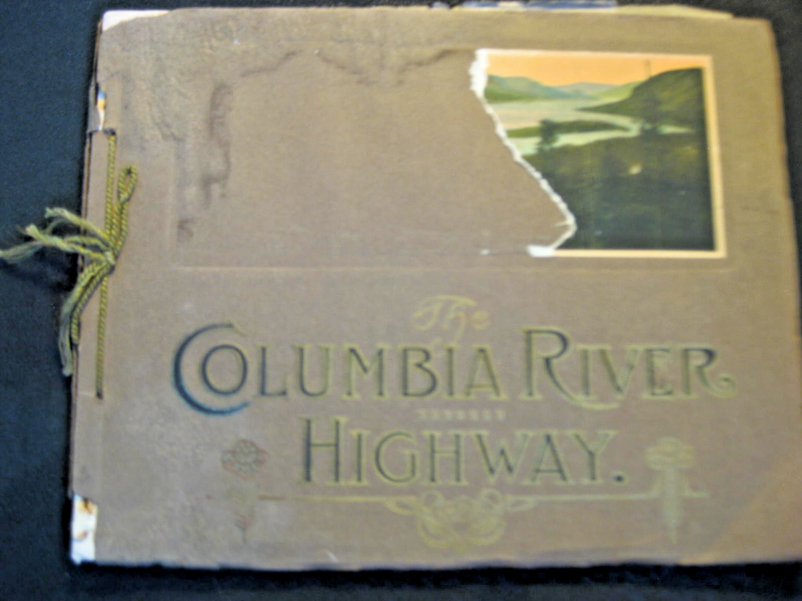 Vintage Souvenir Photo Book, Softbound, The Columbia River highway, oregon, Wash Vintage Souvenir Photo Book, Softbound, The Columbia River highway, oregon, Wash