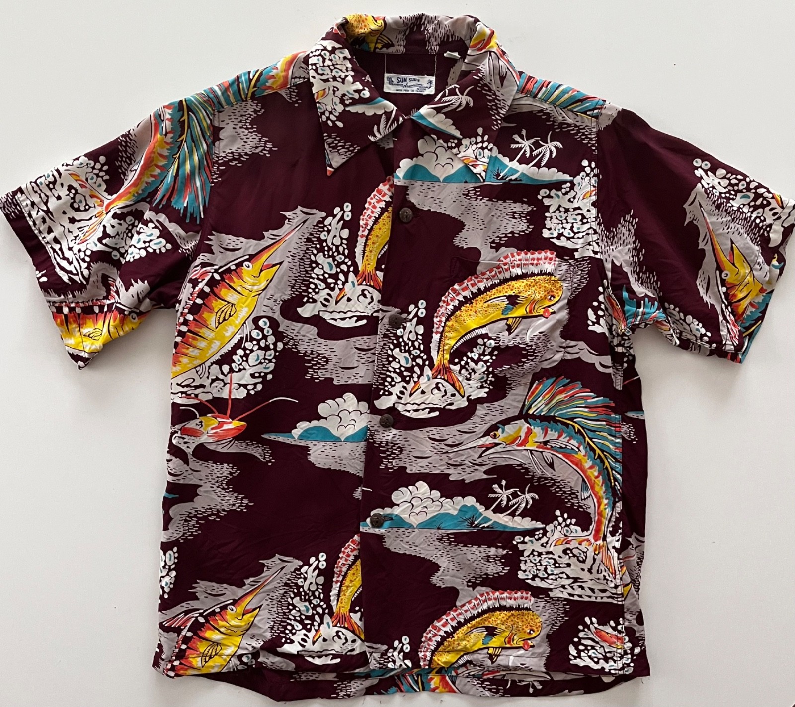 SUN SURF RAYON 40s 50s VTG STYLE ROCKABILLY ALOHA FISH JAPAN SUNSURF SM 14 LOOP SUN SURF RAYON 40s 50s VTG STYLE ROCKABILLY ALOHA FISH JAPAN SUNSURF SM 14 LOOP