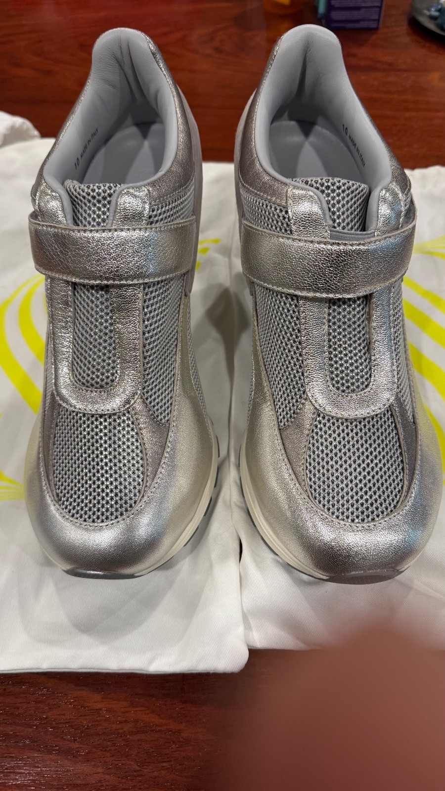 Sneex Women’s High Heel Sneakers Silver Size 10 - NEW WITHOUT BOX Sneex Women’s High Heel Sneakers Silver Size 10 - NEW WITHOUT BOX