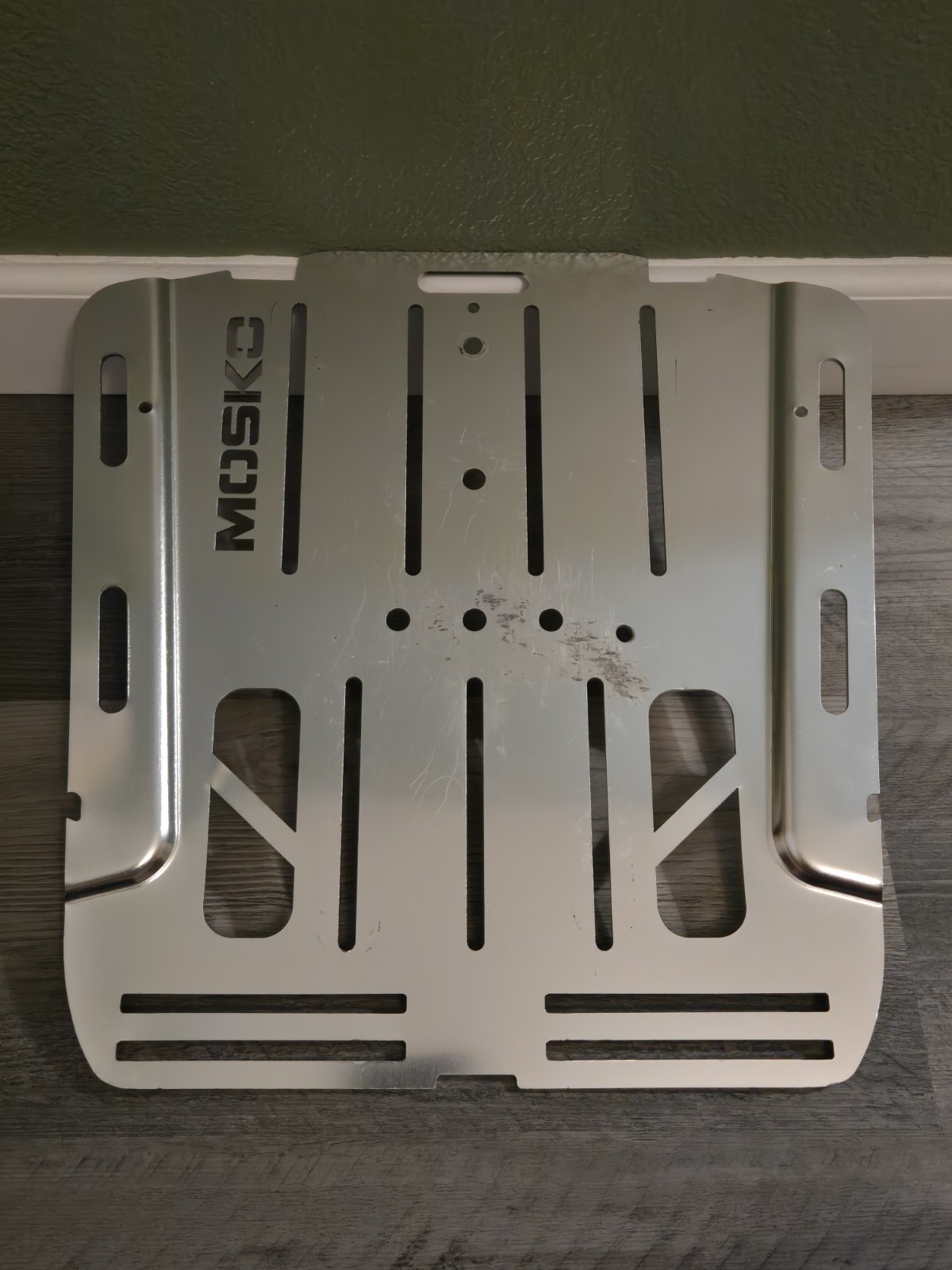 Mosko Moto Scout 25L Pannier Mounting Plate USED PLATE ONLY Mosko Moto Scout 25L Pannier Mounting Plate USED PLATE ONLY