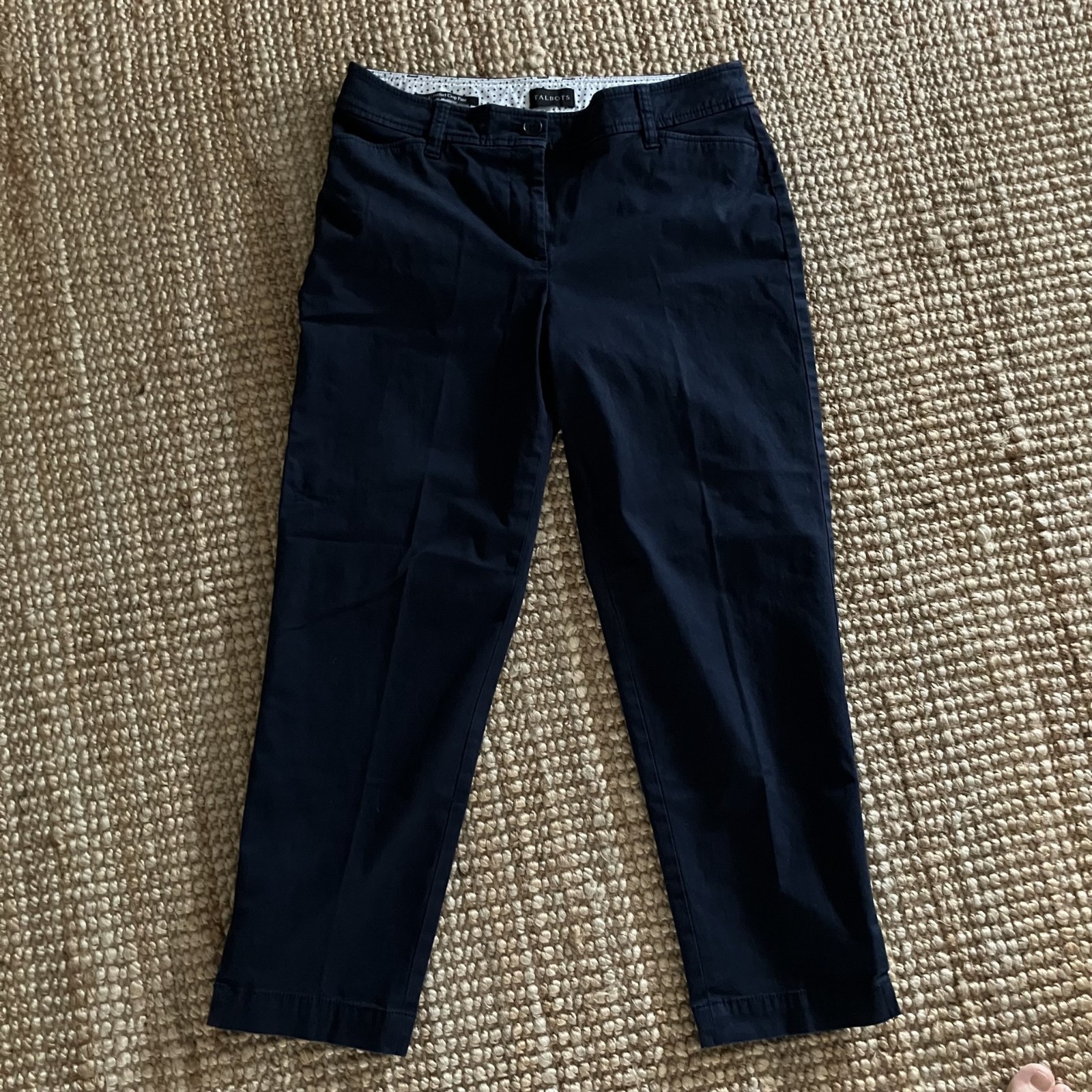 Talbots Excellent Size 4 Capri Perfect Crop Pant Navy Blue Talbots Excellent Size 4 Capri Perfect Crop Pant Navy Blue