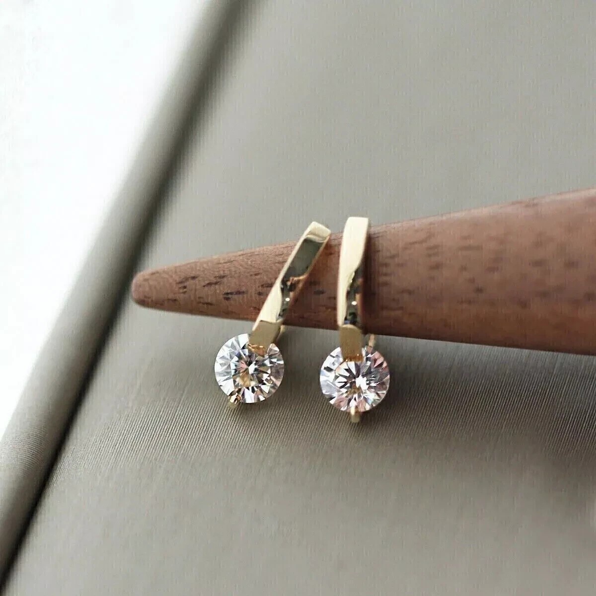 2Ct Round Cut Simulated Diamond Drop Dangle Earrings In 14K Yellow Gold Plated