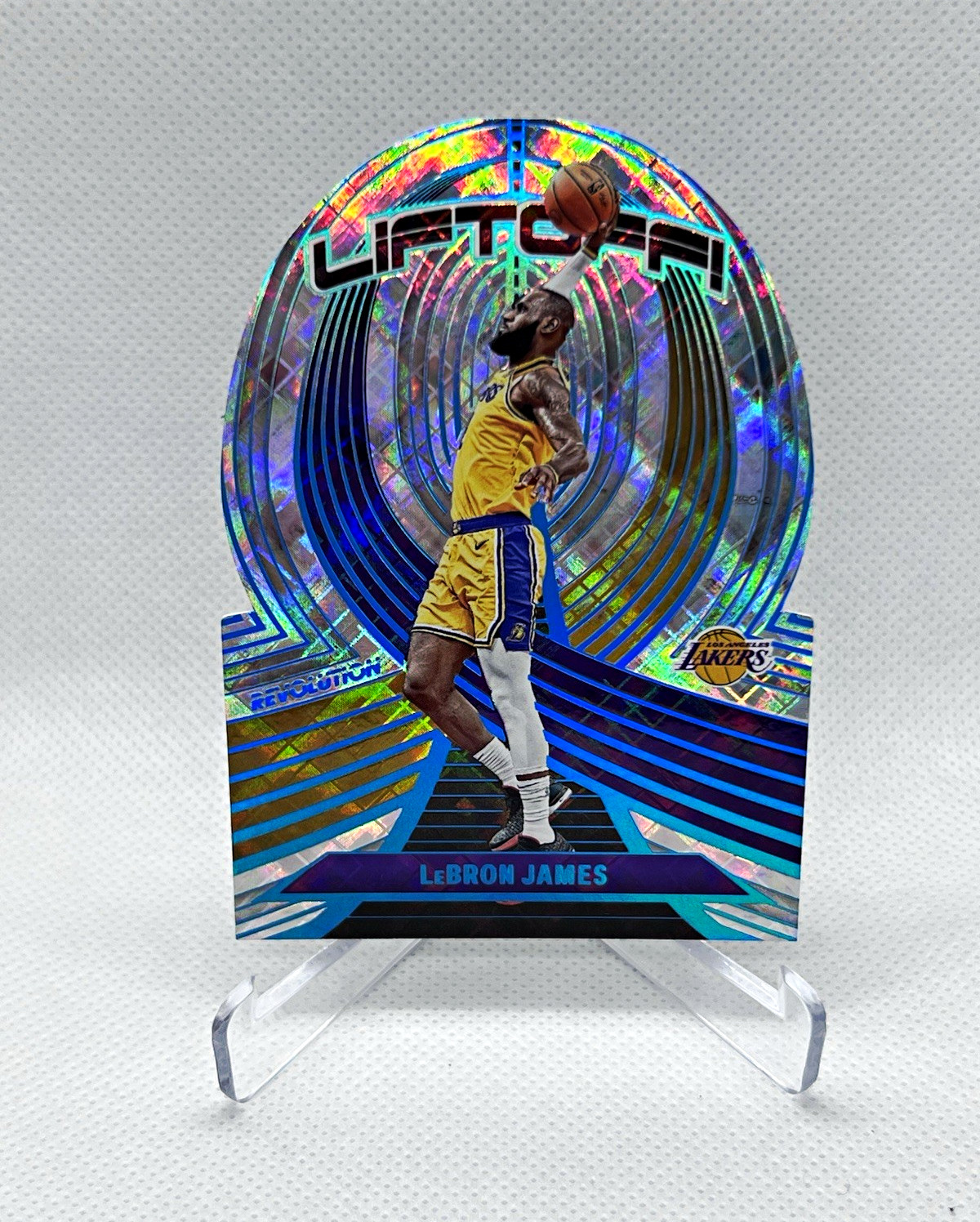Panini 2022-23 Revolution LeBron James Liftoff Cosmic /99 #3 Lakers Die Cut Panini 2022-23 Revolution LeBron James Liftoff Cosmic /99 #3 Lakers Die Cut