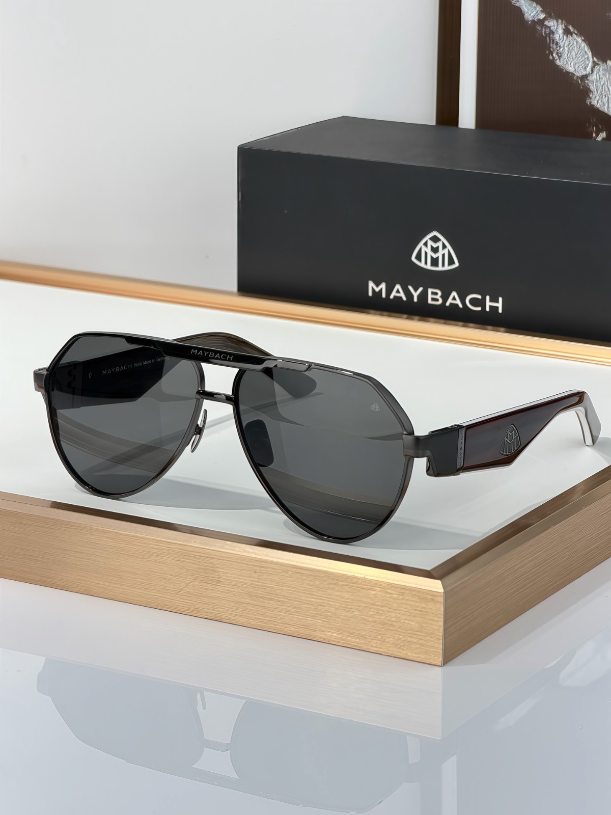 Maybach The King III Sunglasses Diamond Edition 62-14-145 Luxury Eyewear Maybach The King III Sunglasses Diamond Edition 62-14-145 Luxury Eyewear