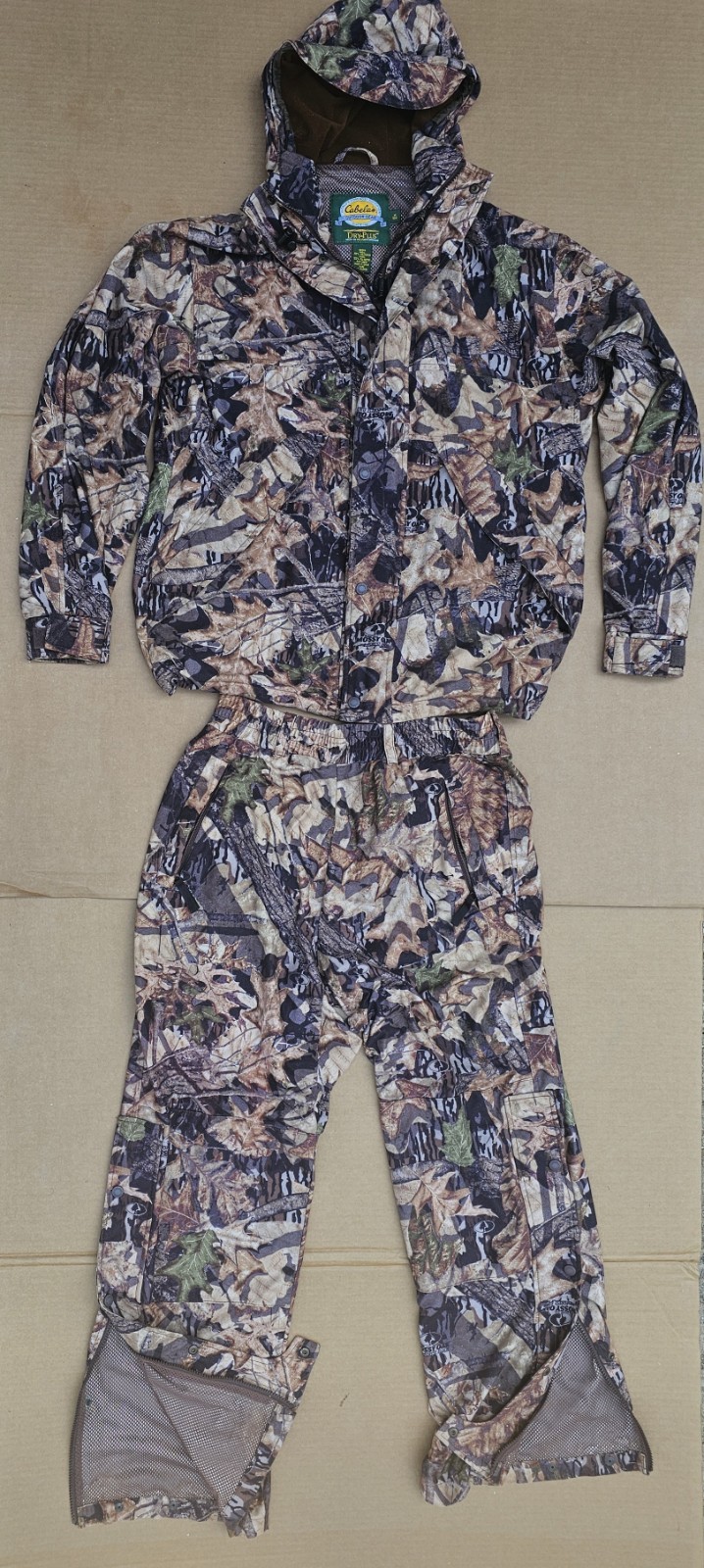 Cabela’s Dry Plus Forrest Floor Camo Jacket/Pants Waterproof Hunting Fishing M/L