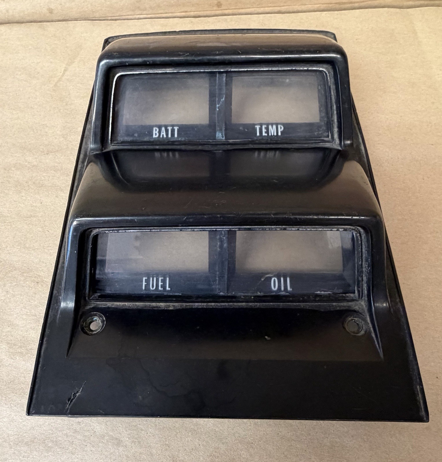 1968 1969 CAMARO SS Z-28 USED OEM FACTORY CENTER CONSOLE GAUGE HOUSING 6481921 1968 1969 CAMARO SS Z-28 USED OEM FACTORY CENTER CONSOLE GAUGE HOUSING 6481921