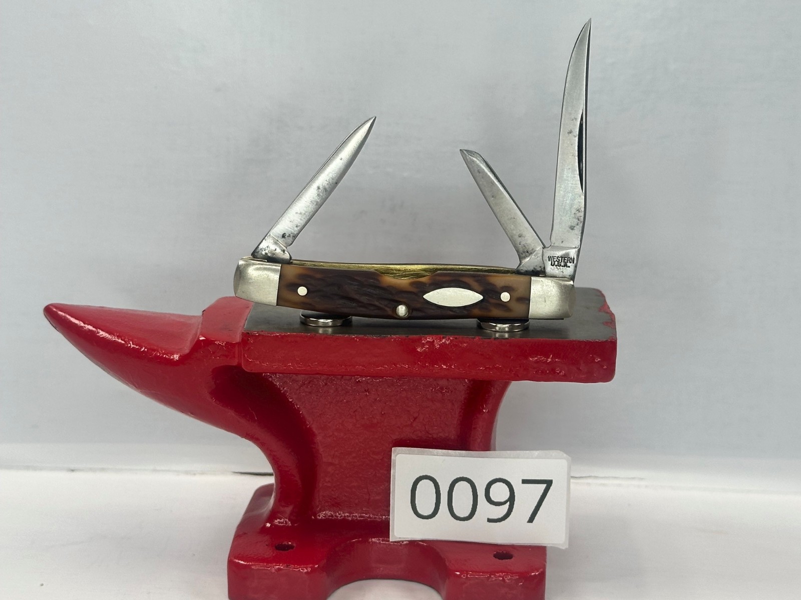 Vintage 1961-77 Western USA 445 Medium Stockman Knife Jigged Delrin 3