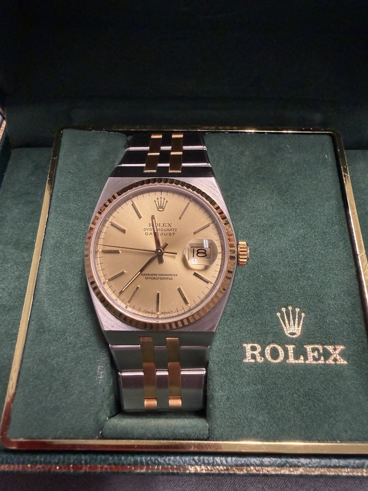 Rolex Datejust Oysterquartz 17013 36mm Two Tone Women’s Watch Rolex Datejust Oysterquartz 17013 36mm Two Tone Women’s Watch
