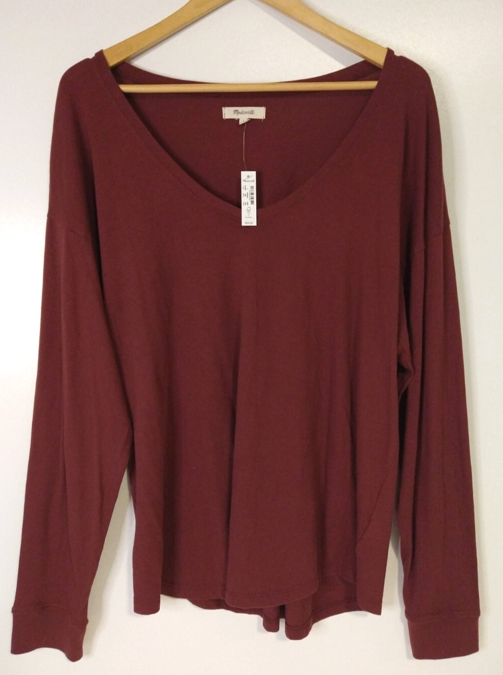 NWT Madewell T Shirt Womens Large Long Sleeve Red Cotton V Neck Pullover Top NWT Madewell T Shirt Womens Large Long Sleeve Red Cotton V Neck Pullover Top