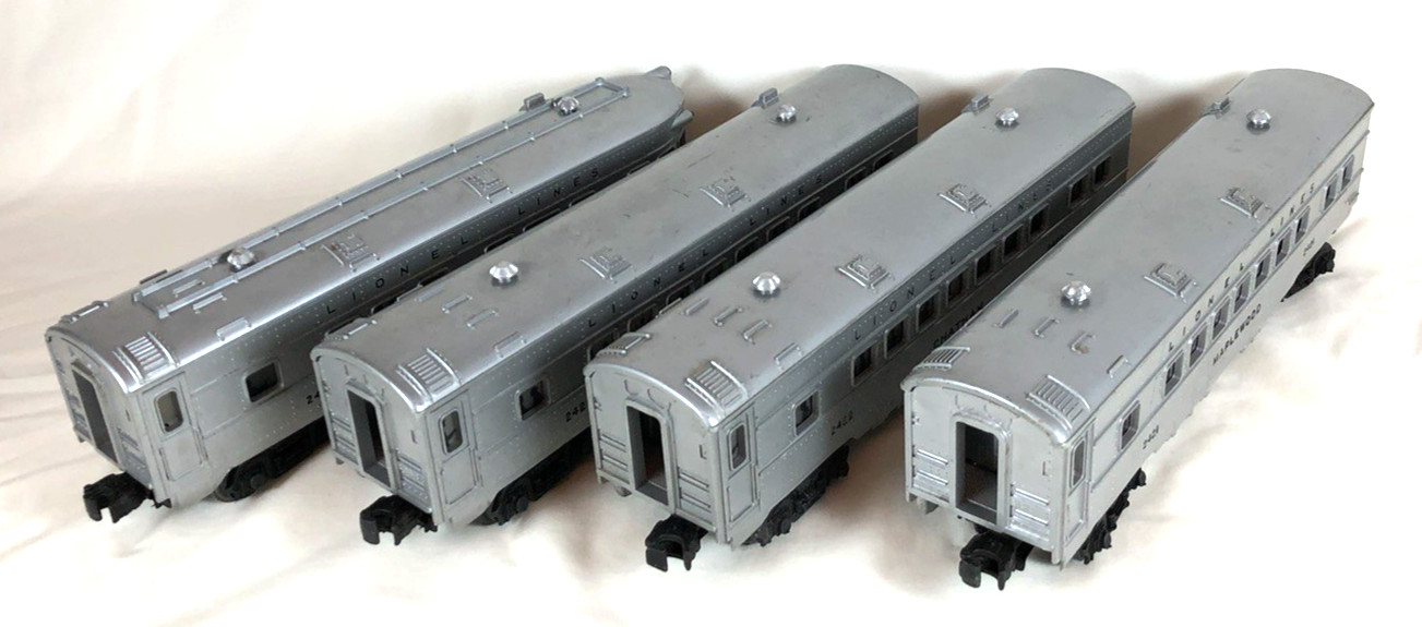 Lionel No. 2421, No. 2422, No. 2429 and No. 2423 Passenger Cars, Silver Lionel No. 2421, No. 2422, No. 2429 and No. 2423 Passenger Cars, Silver