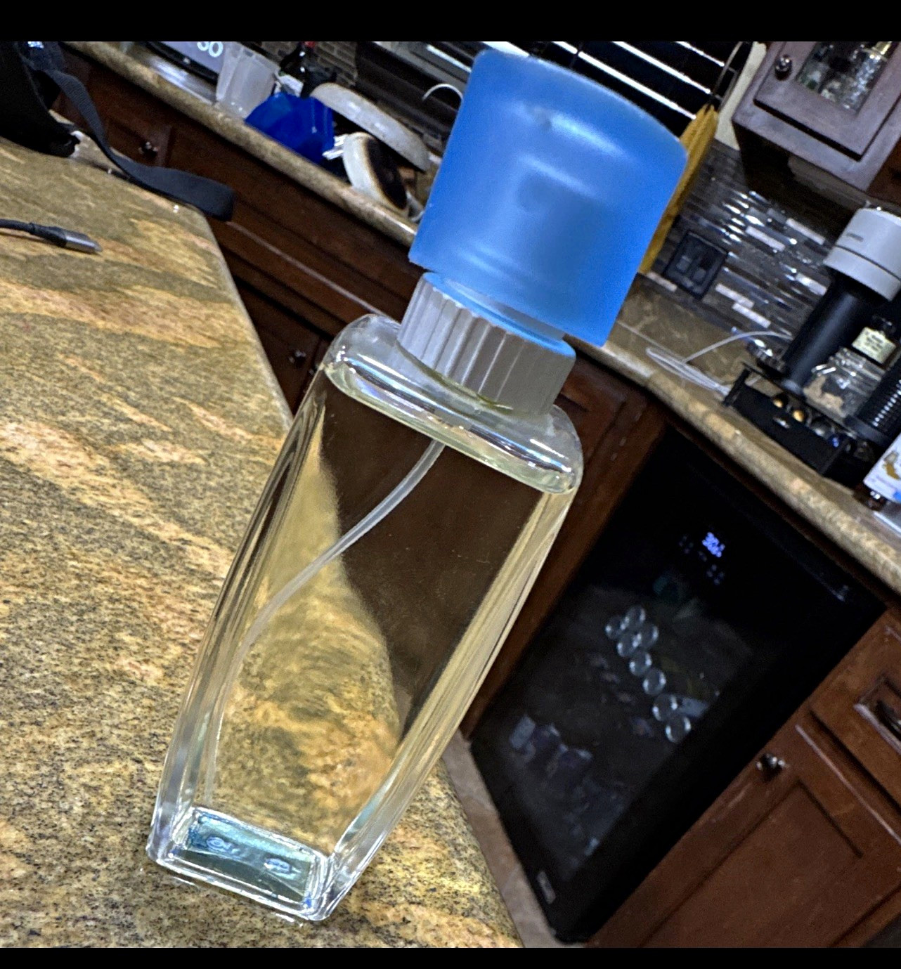 NWOB RARE DISCONTINUED Vintage Liz Claiborne Candies for Men 3.4 fl oz / 100 ml NWOB RARE DISCONTINUED Vintage Liz Claiborne Candies for Men 3.4 fl oz / 100 ml