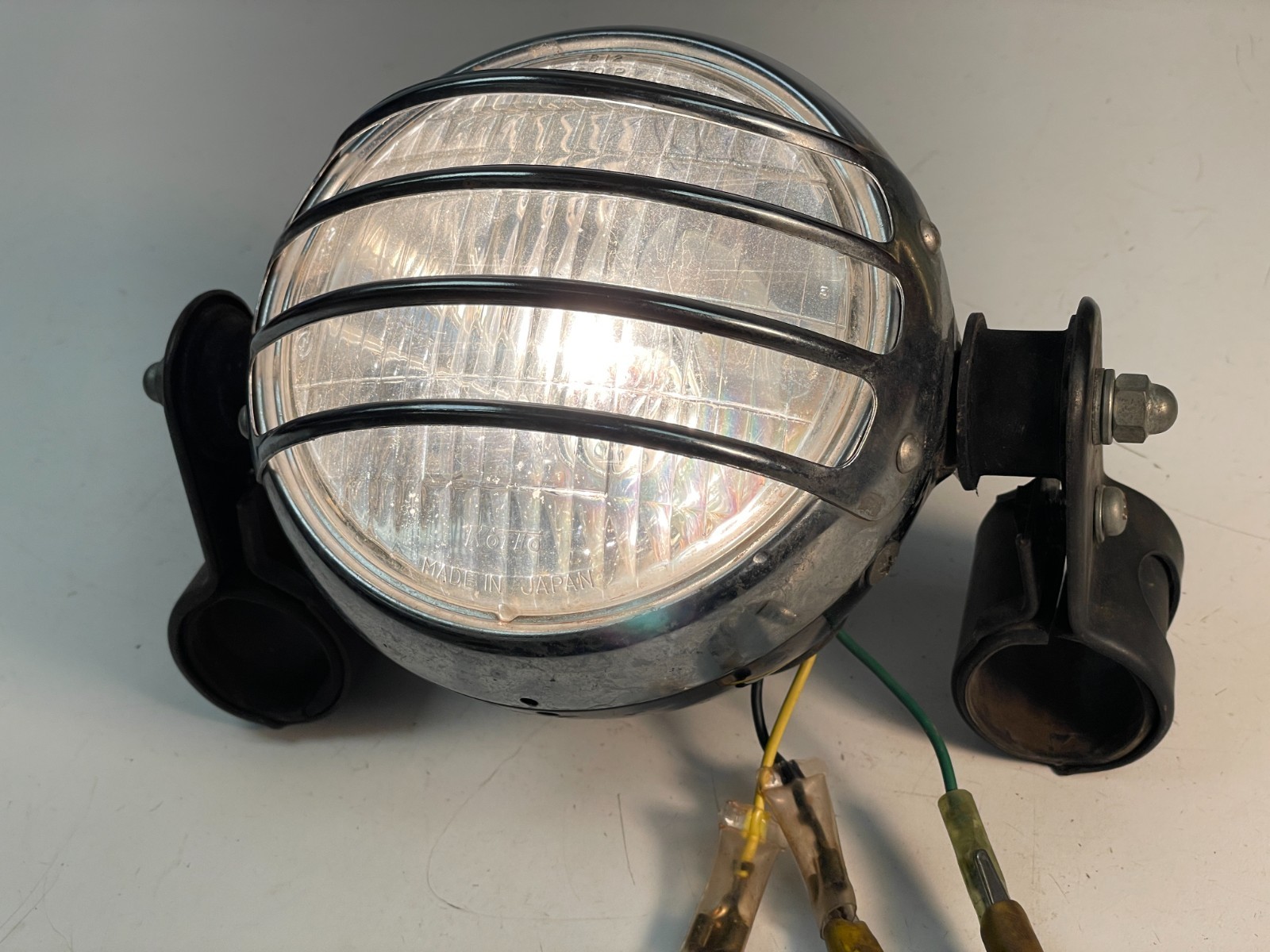 1977 Yamaha TT500 Enduro Headlight with Brackets 1T1 XT TT 500 Working 1977 Yamaha TT500 Enduro Headlight with Brackets 1T1 XT TT 500 Working