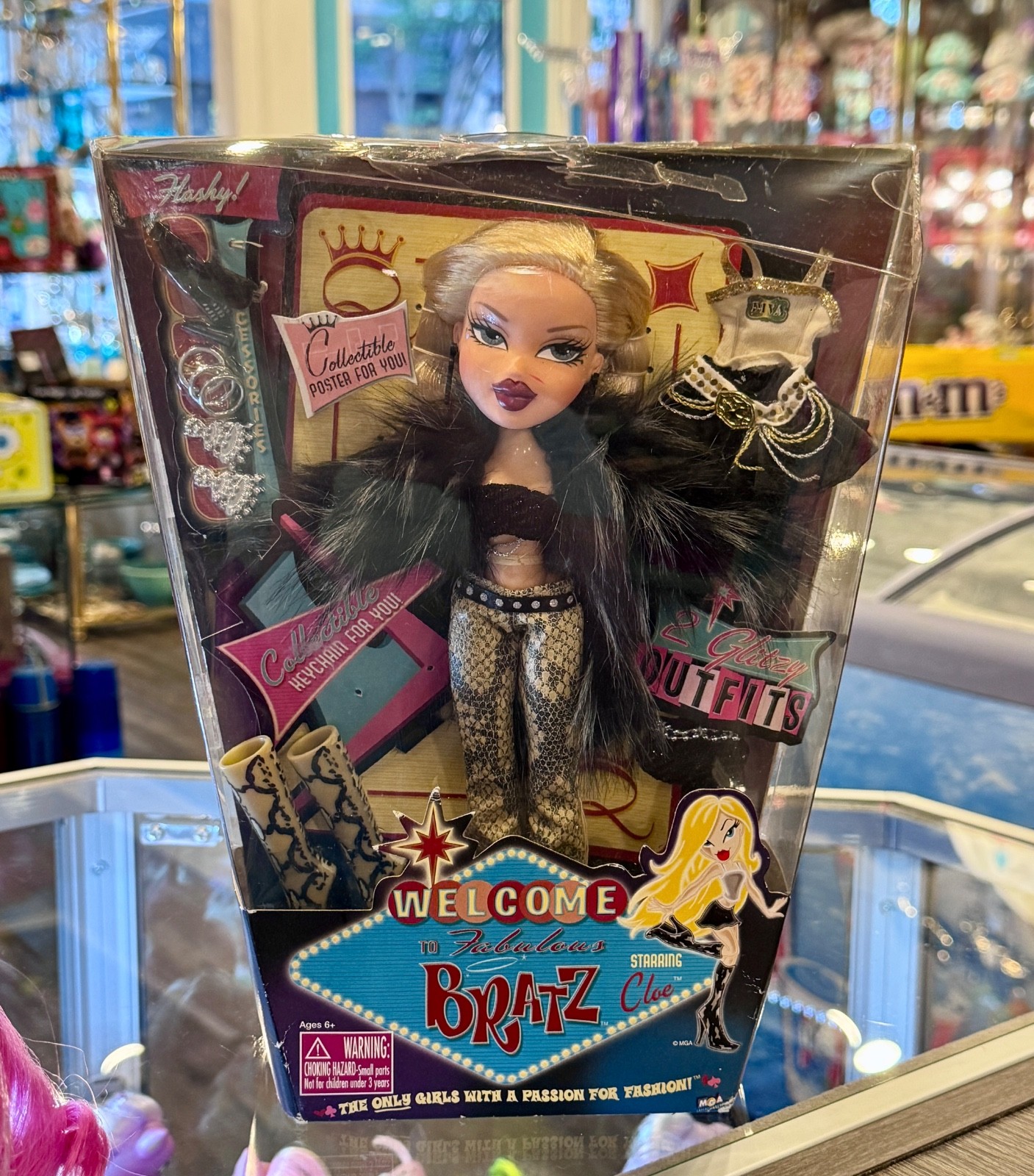 Bratz Welcome to Fabulous Cloe Fashion Doll Bratz Welcome to Fabulous Cloe Fashion Doll