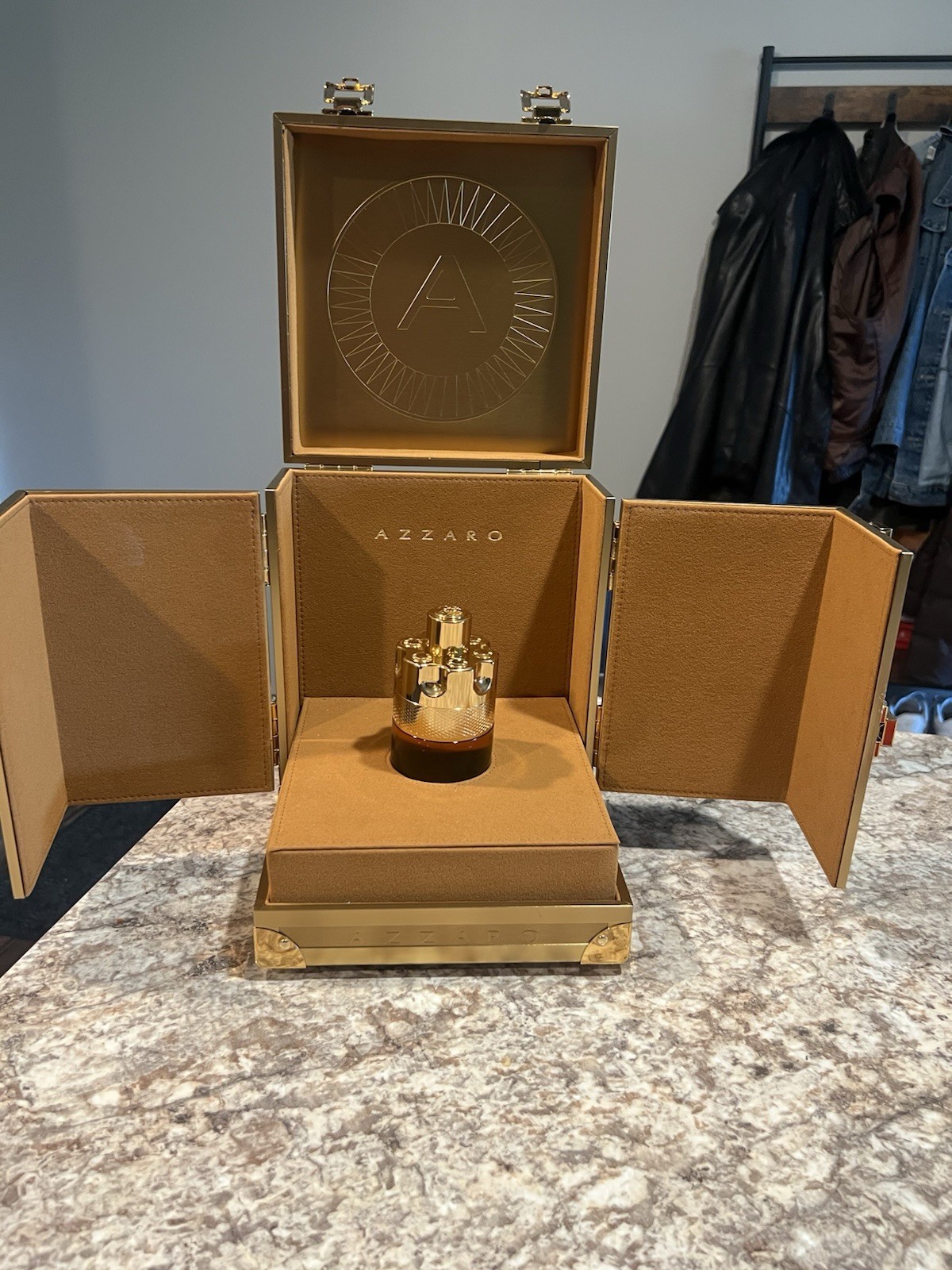 Rare Azzaro Wanted Forever - PR Presentation Kit – Complete Set Rare Azzaro Wanted Forever - PR Presentation Kit – Complete Set