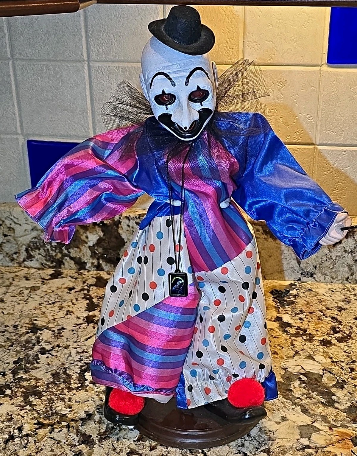 Halloween Clown Decoration on Stand - Terrifier - Hand Made Custom Art Halloween Clown Decoration on Stand - Terrifier - Hand Made Custom Art