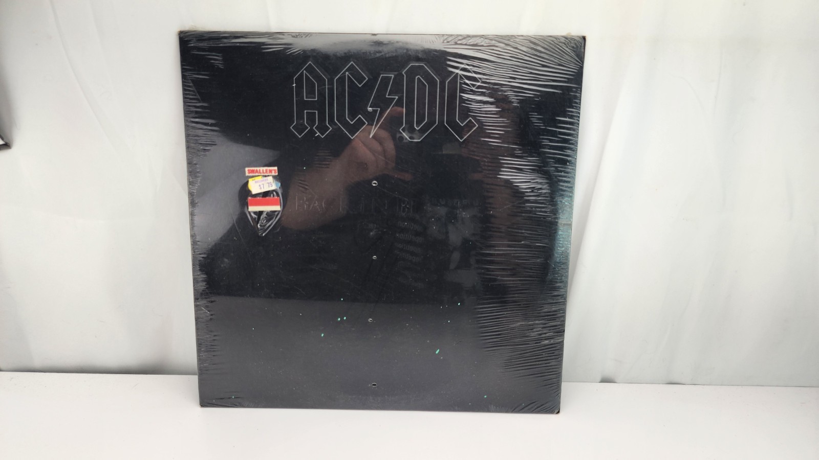 AC/DC Back in Black Iriginal 1st Press Embossed Cover SEALED 1980 Price Sticker AC/DC Back in Black Iriginal 1st Press Embossed Cover SEALED 1980 Price Sticker