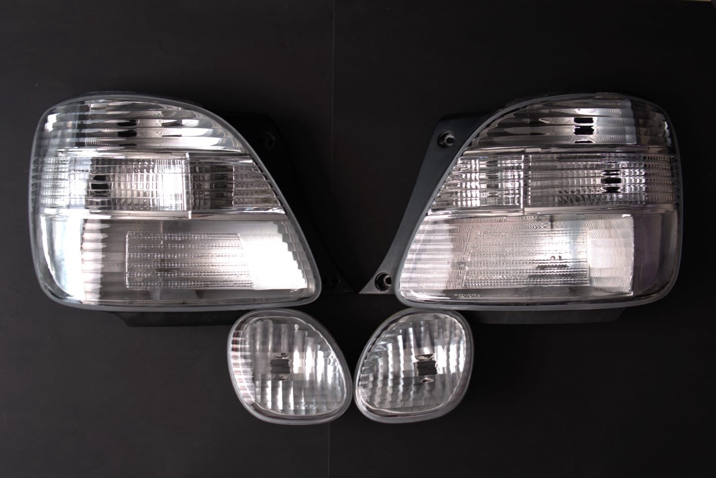 1998 - 2005 LEXUS GS300 / GS400 / ARISTO CLEAR TAIL LIGHT LENSES 1998 - 2005 LEXUS GS300 / GS400 / ARISTO CLEAR TAIL LIGHT LENSES