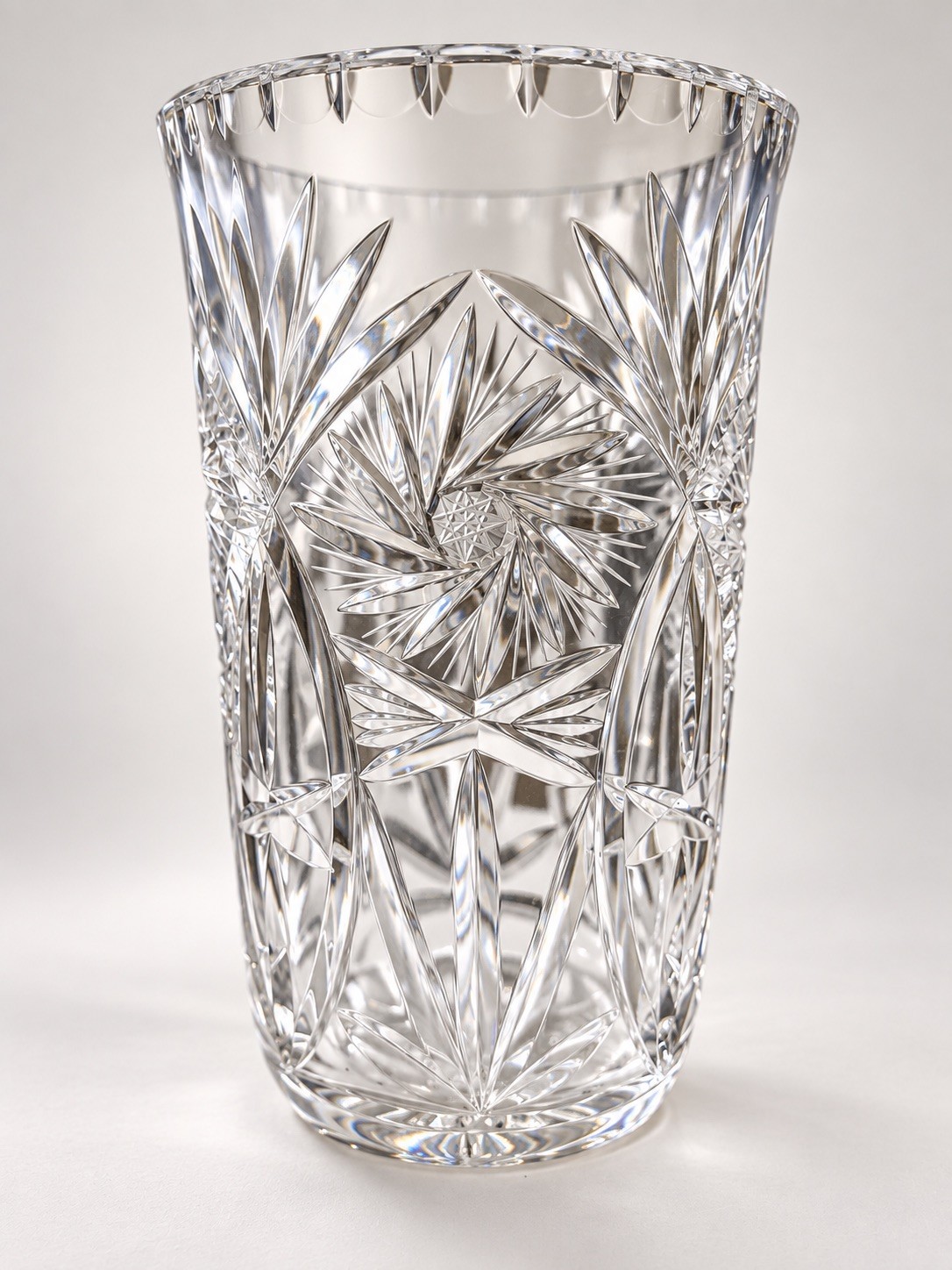 Vintage 9” Heavy  Handcut Lead Crystal Vase - Stunning Design.