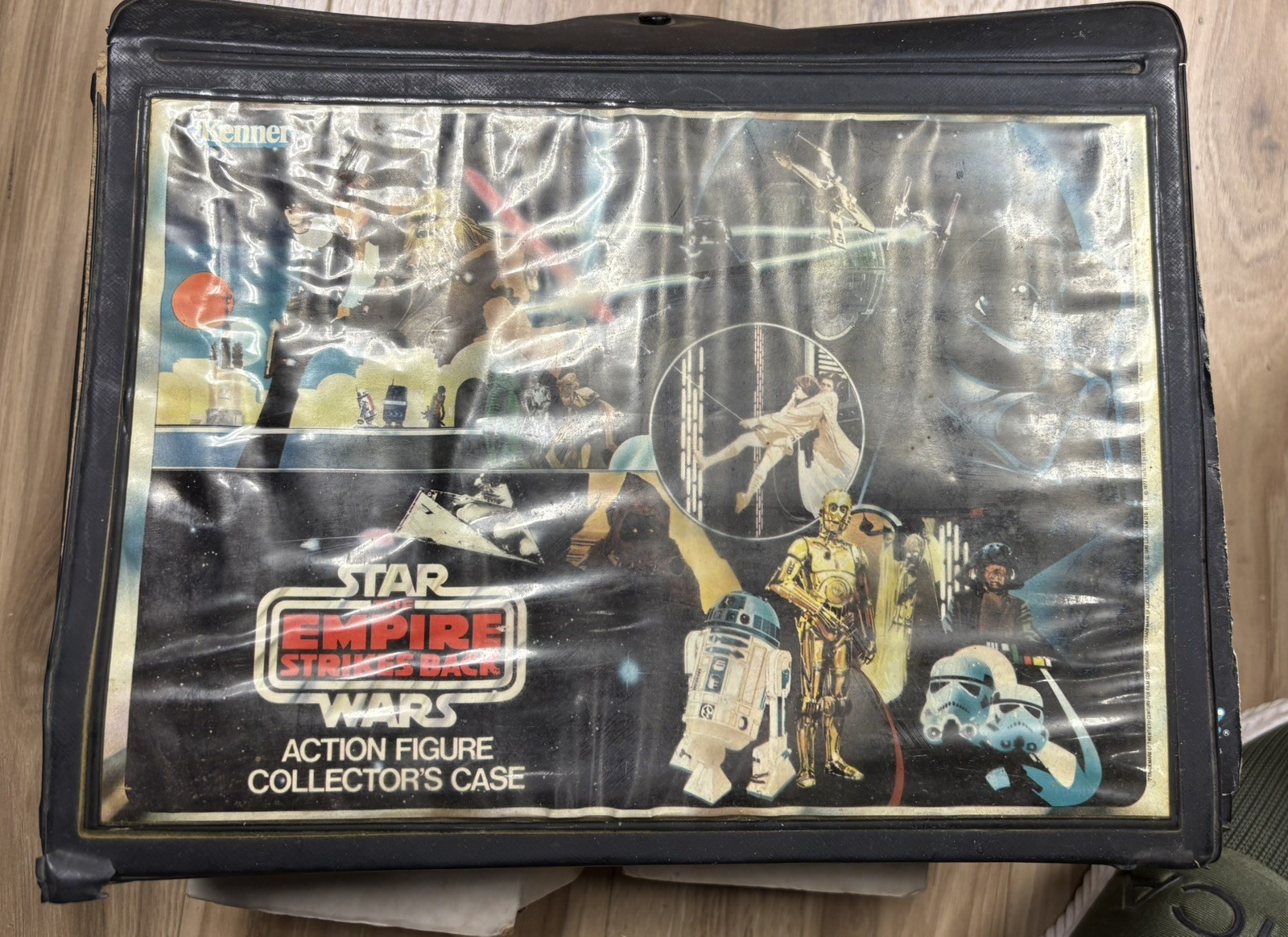 Vintage Star Wars Kenner Mini-Action Figure Collector's Case with 15 Figures Vintage Star Wars Kenner Mini-Action Figure Collector's Case with 15 Figures
