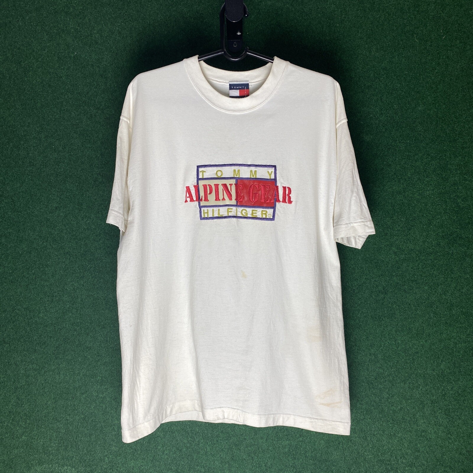 Vintage 90s Tommy Hilfiger Alpine Gear Flag Logo Tee Men\'s XL USA Vintage 90s Tommy Hilfiger Alpine Gear Flag Logo Tee Men\'s XL USA