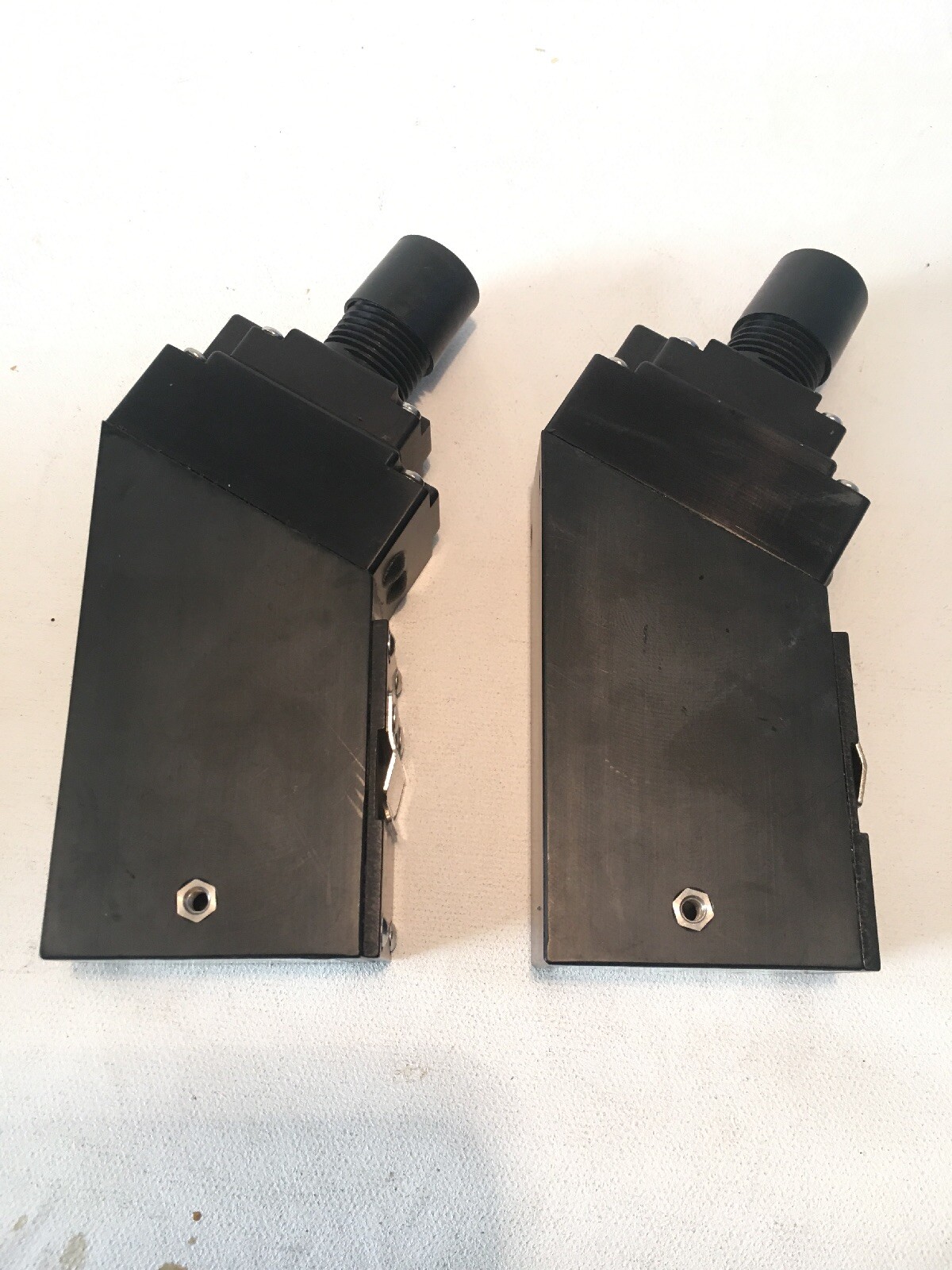Onicon Transducer Pair Model # 1C2 276693 p/n 18162 Onicon Transducer Pair Model # 1C2 276693 p/n 18162