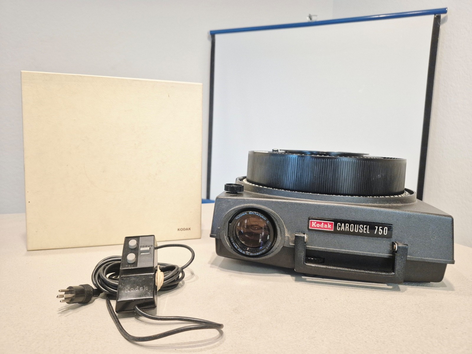 Rebuilt Kodak 750 Carousel Slide Projector Fully Functional See Video 6470