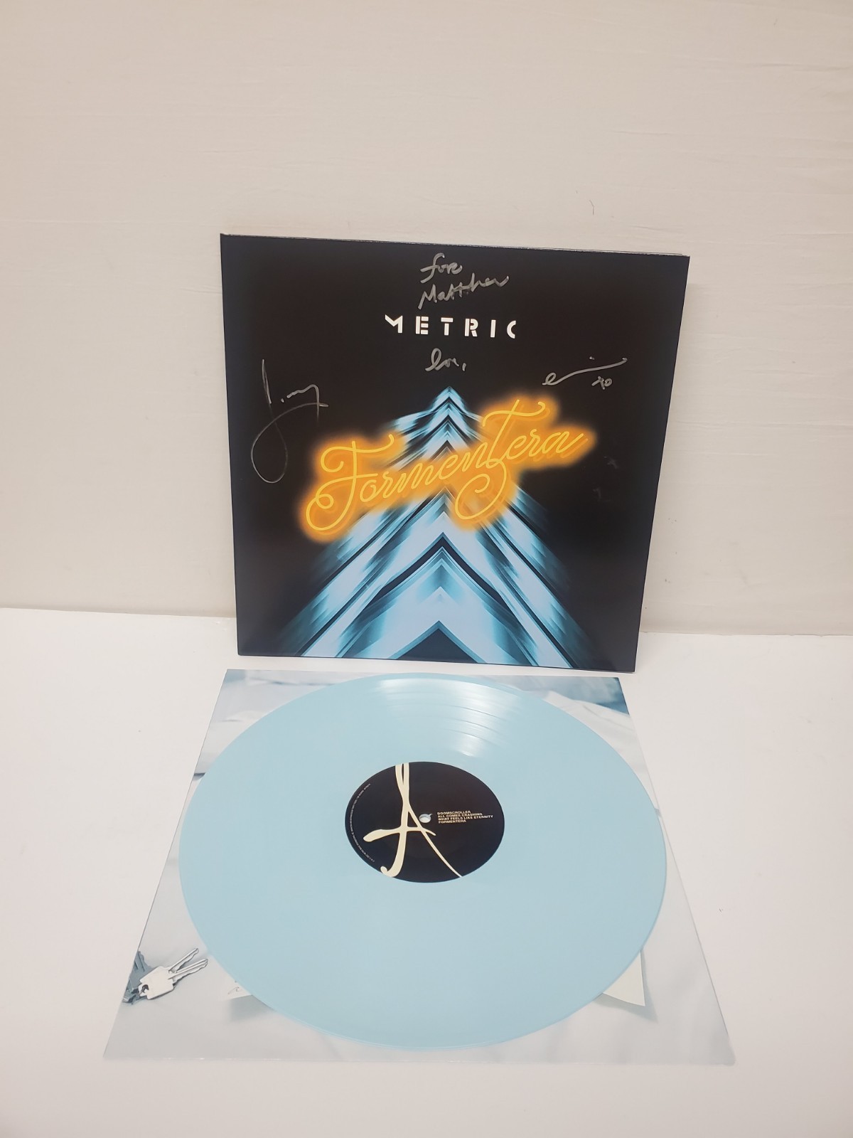 Metric Formentera Signed Vinyl Record Sky Blue Metric Formentera Signed Vinyl Record Sky Blue