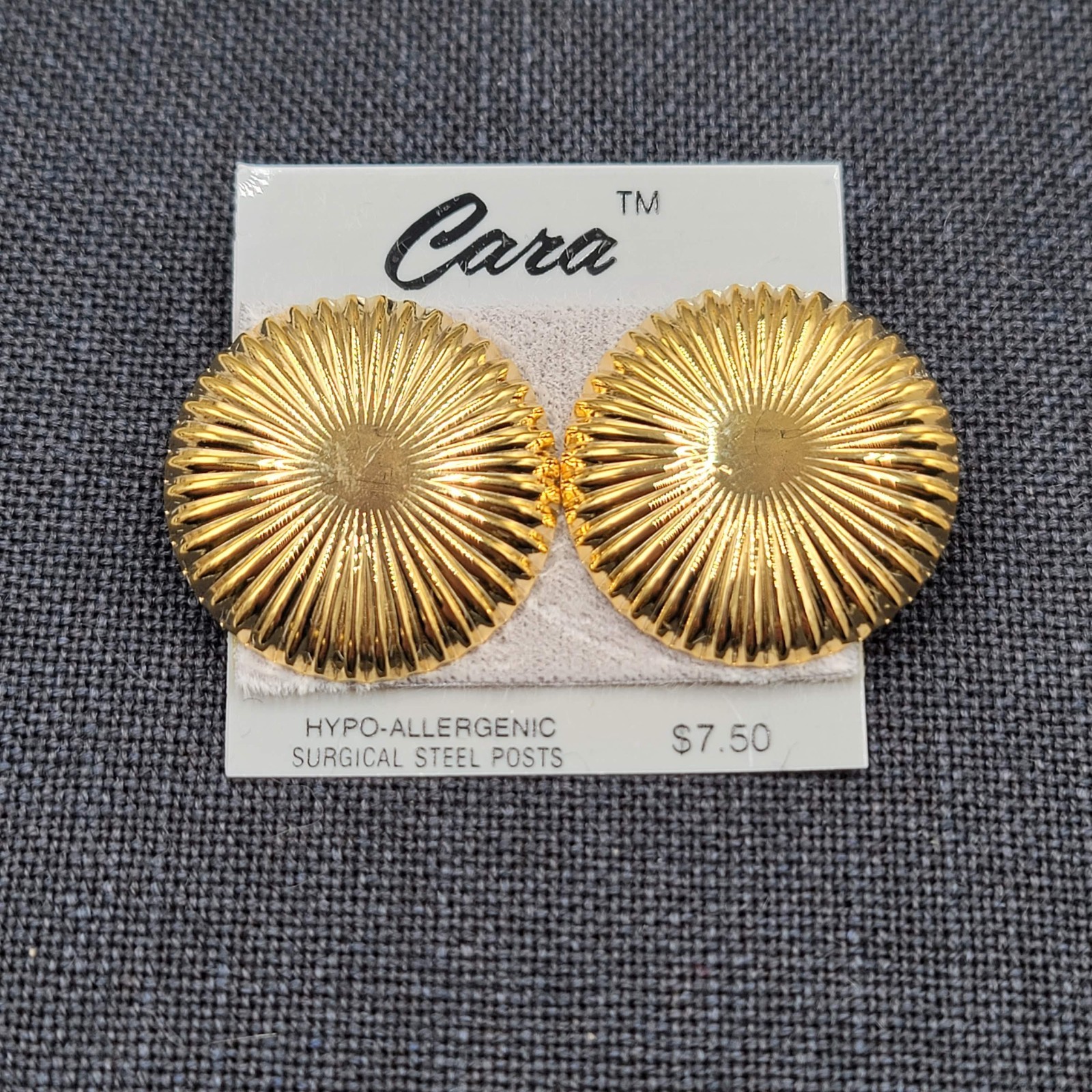 Vintage Round Cara Pierced Earrings Embossed Gold tone NOS 1.25\