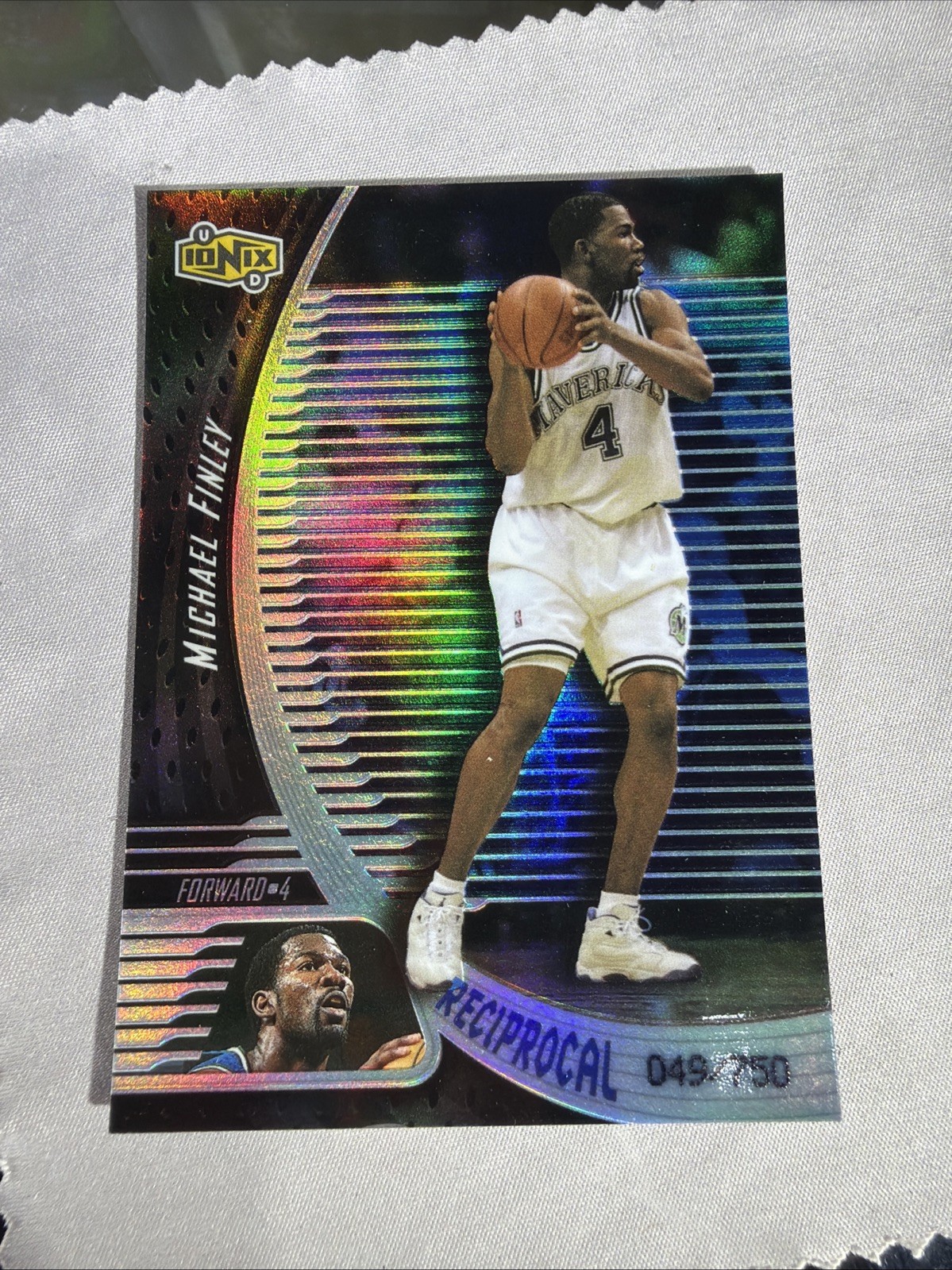 1998-99 Upper Deck Ionix - Michael Finley #R17 Reciprocal /750 1998-99 Upper Deck Ionix - Michael Finley #R17 Reciprocal /750