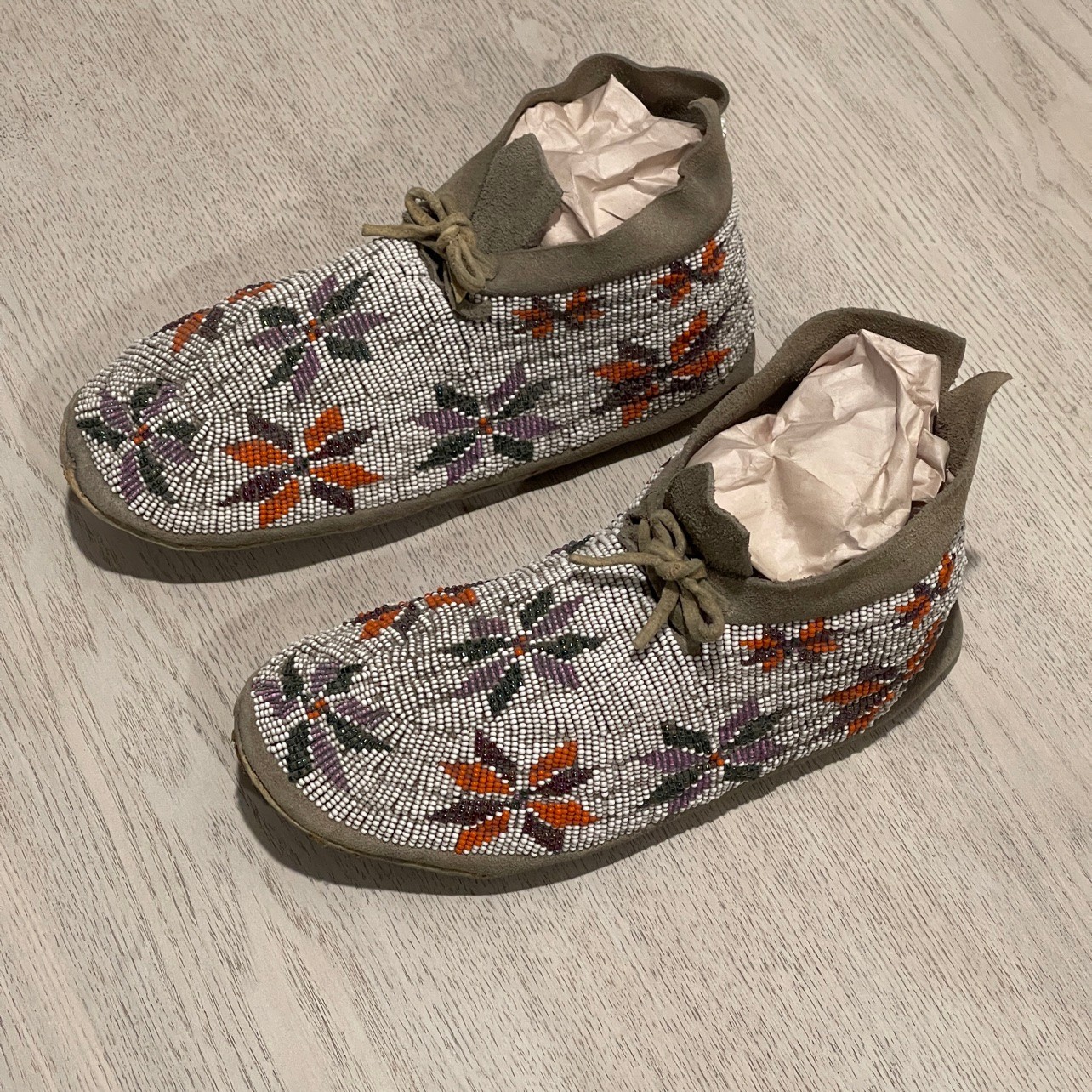 Antique Lakota Sioux Beaded Moccasins c.1890 | White Star Buckskin Plains Indian