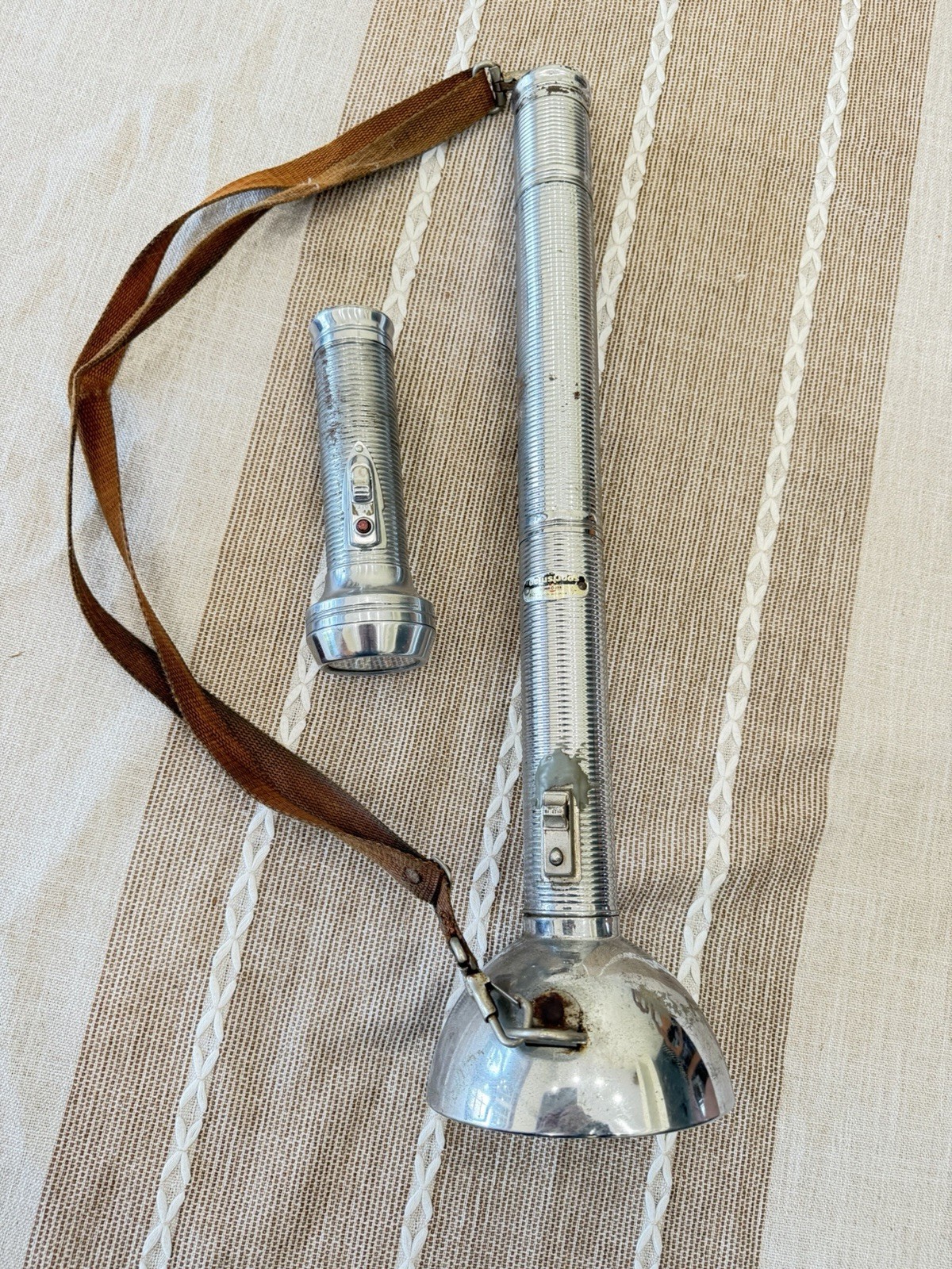 Vintage Metal Flashlights Top- Lite & Ray O Vac Sportsman Vintage Metal Flashlights Top- Lite & Ray O Vac Sportsman