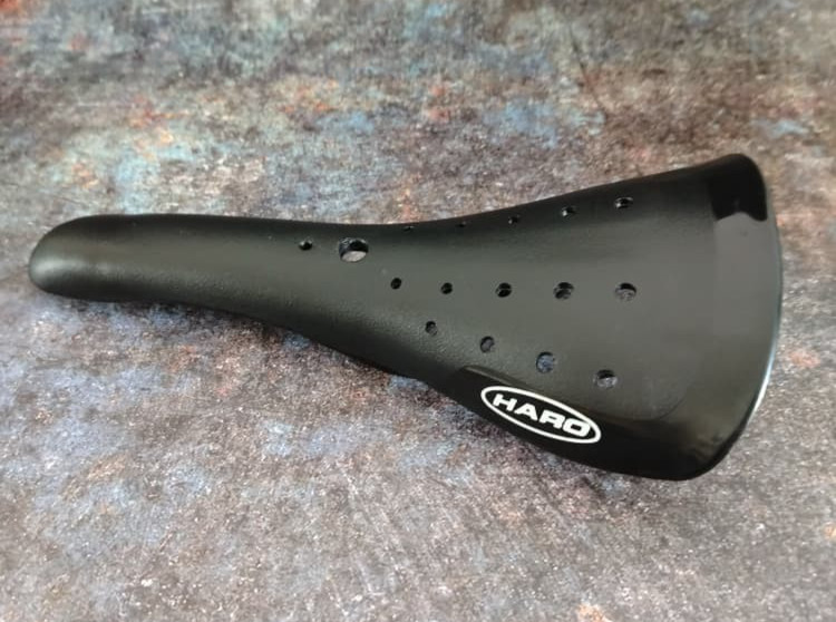 NOS Haro BMX Seat Group 1 Old School Plastic Velo Saddle 90s Lineage Drop Nose