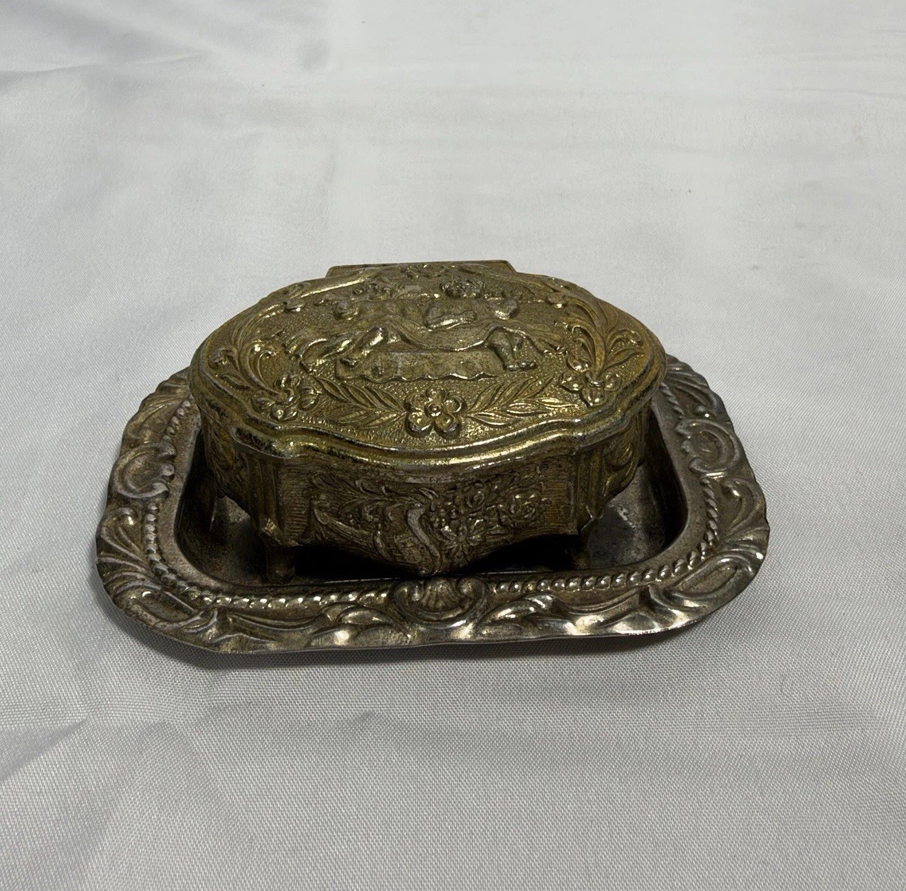 Beautifully Detailed VTG Ornate Jewelry Box&Tray, Red Velvet Lined, Japan